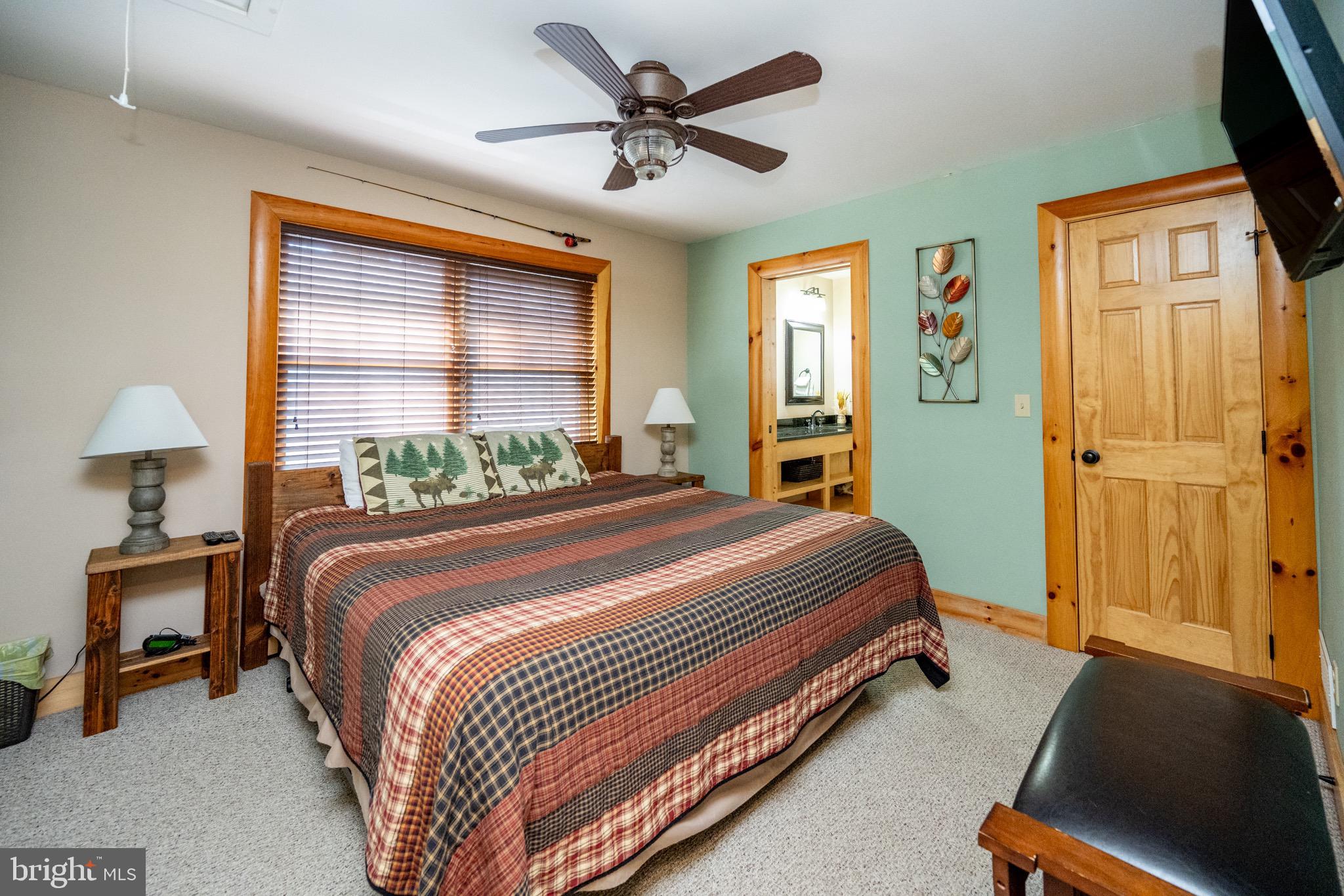 DEEP CREEK - Residential