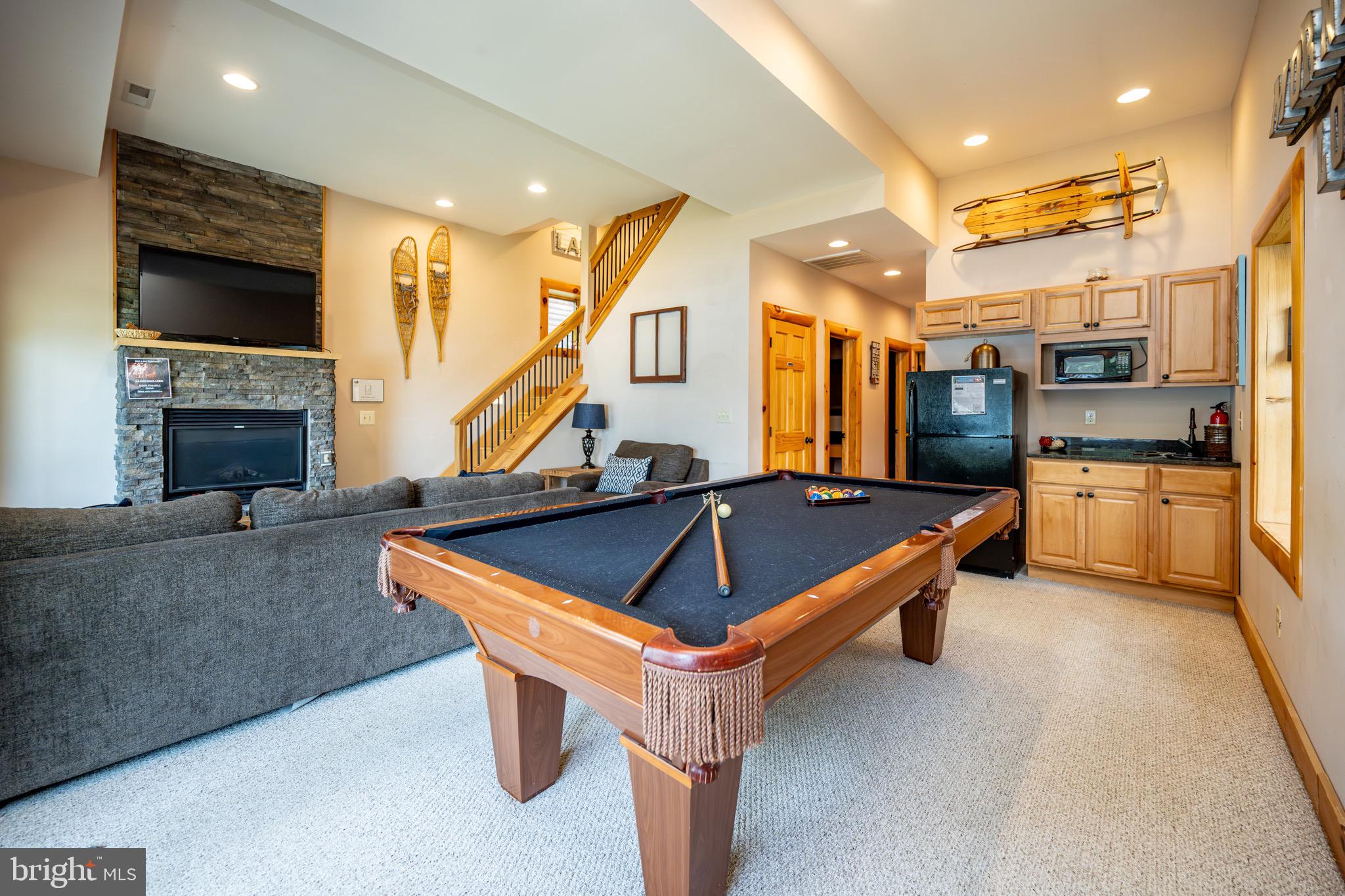 DEEP CREEK - Residential