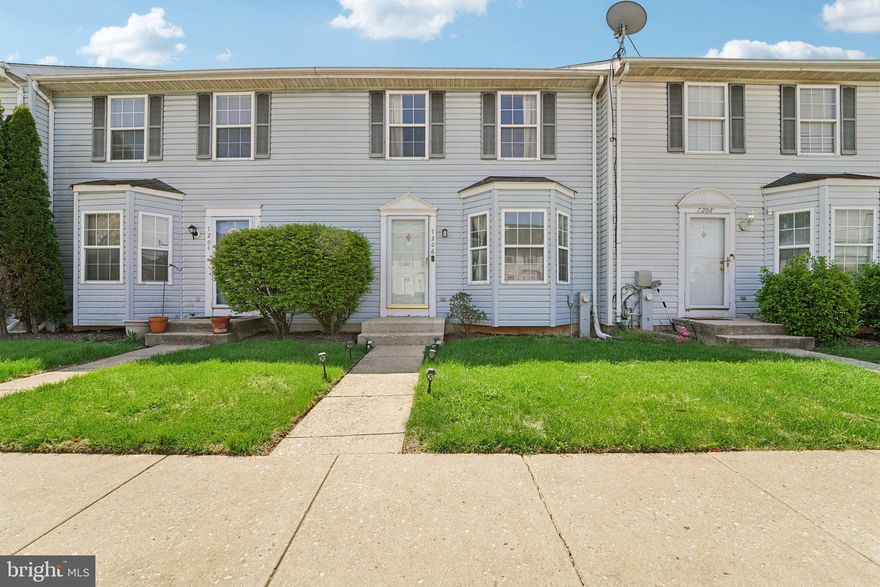 Welcome to this well-maintained 3-bedroom, 2 full and 1 half bath townhome in the sought-after Rutherford Green community. This home offers a functional layout with comfortable living spaces throughout.

The main level features a convenient half bath and a welcoming living and dining area, ideal for everyday living and entertaining. The kitchen provides ample cabinet and counter space, with easy access to the rest of the home.

Upstairs, you’ll find three spacious bedrooms and two full baths, including a primary suite with its own private bath. Recent updates include a new washer and dryer and new bathroom flooring, adding value and peace of mind.

Enjoy low-maintenance living with close proximity to shopping, dining, and major commuter routes.