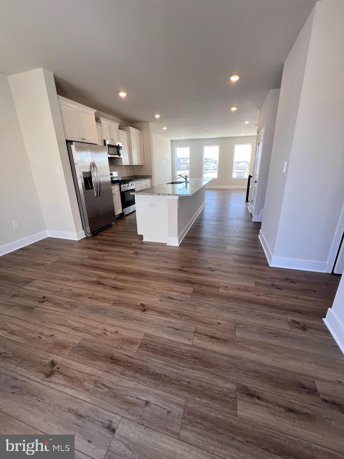 PLANTATION LAKES - Residential