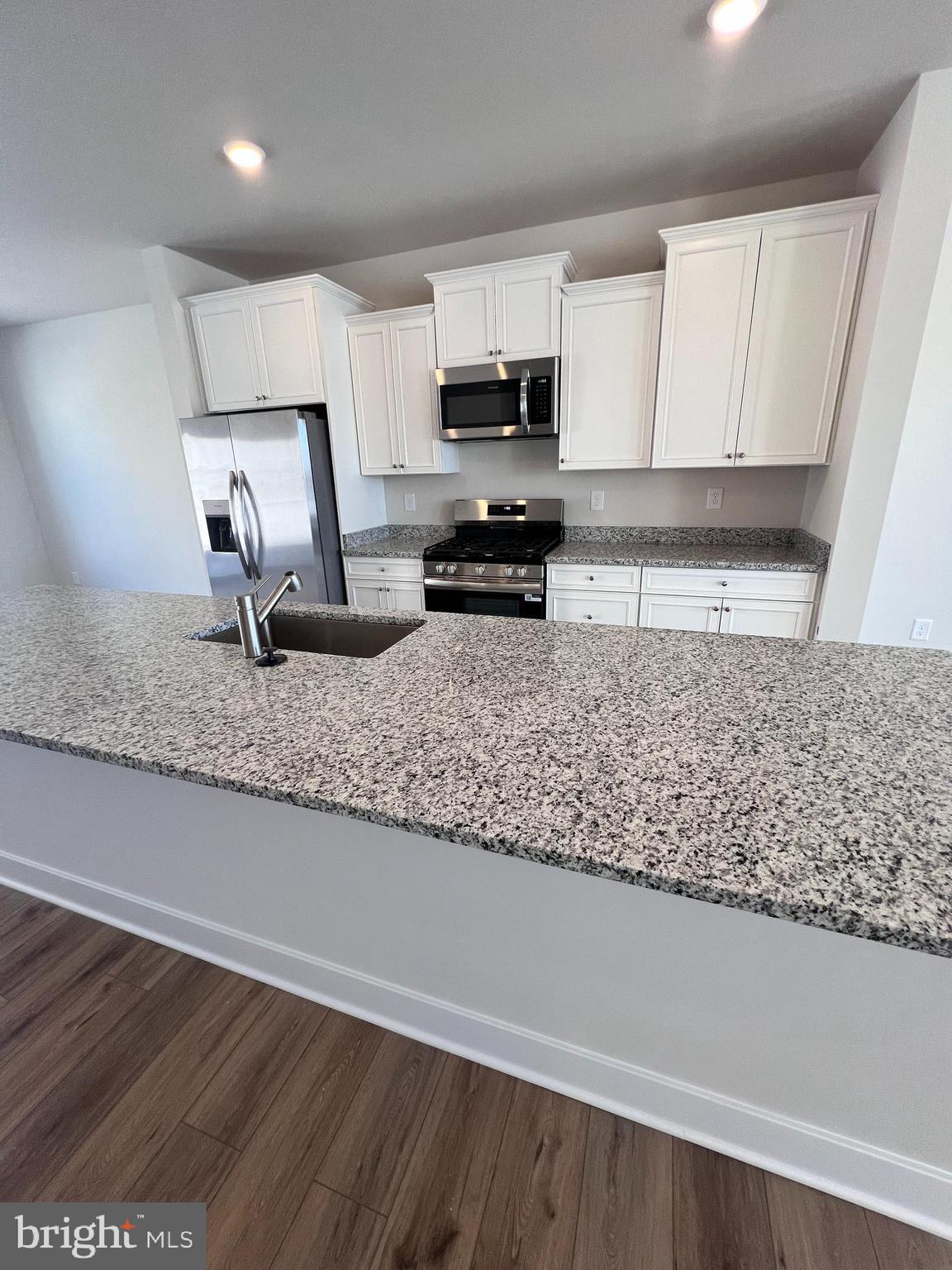 PLANTATION LAKES - Residential