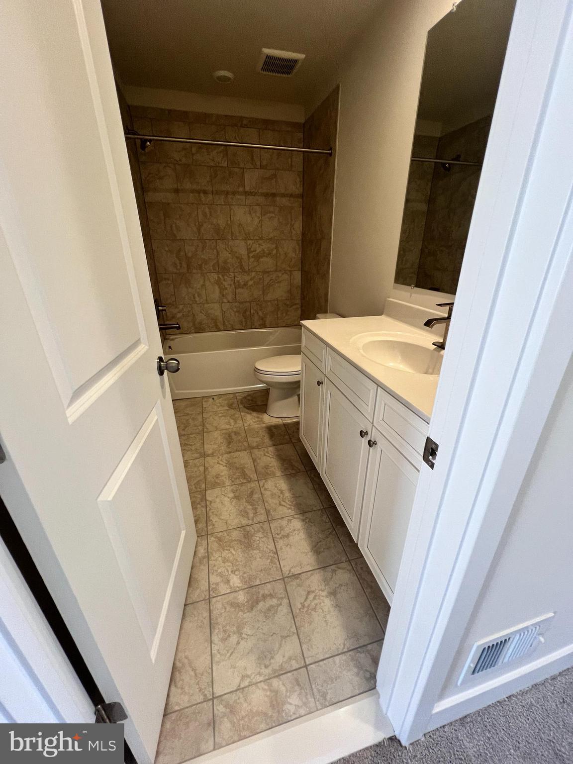 PLANTATION LAKES - Residential