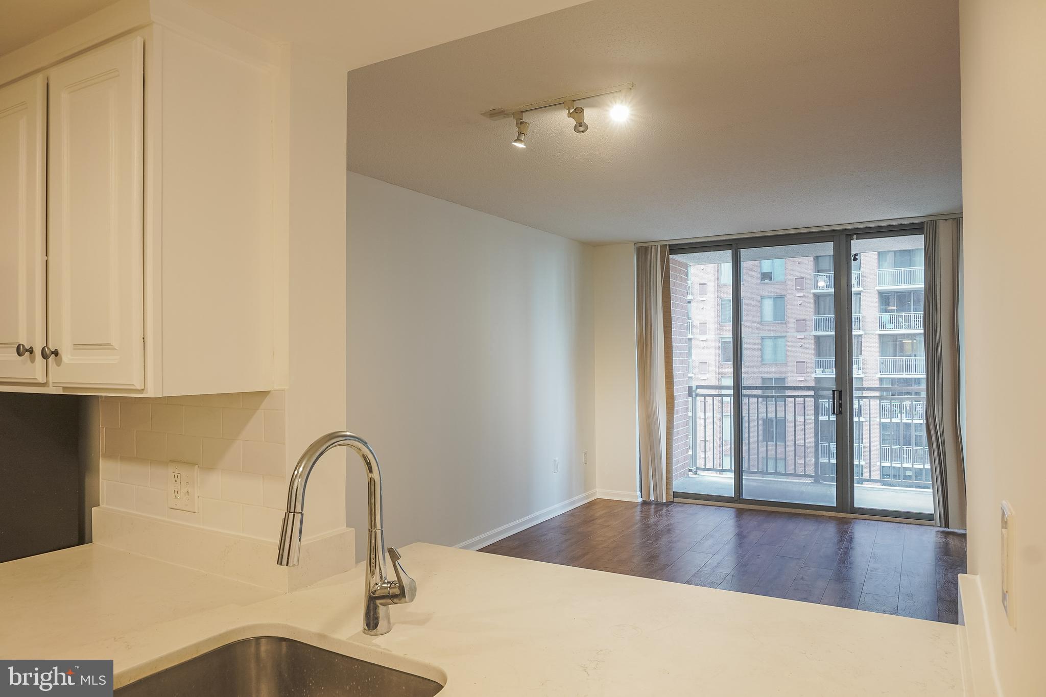 GALLERY AT WHITE FLINT - Residential Lease