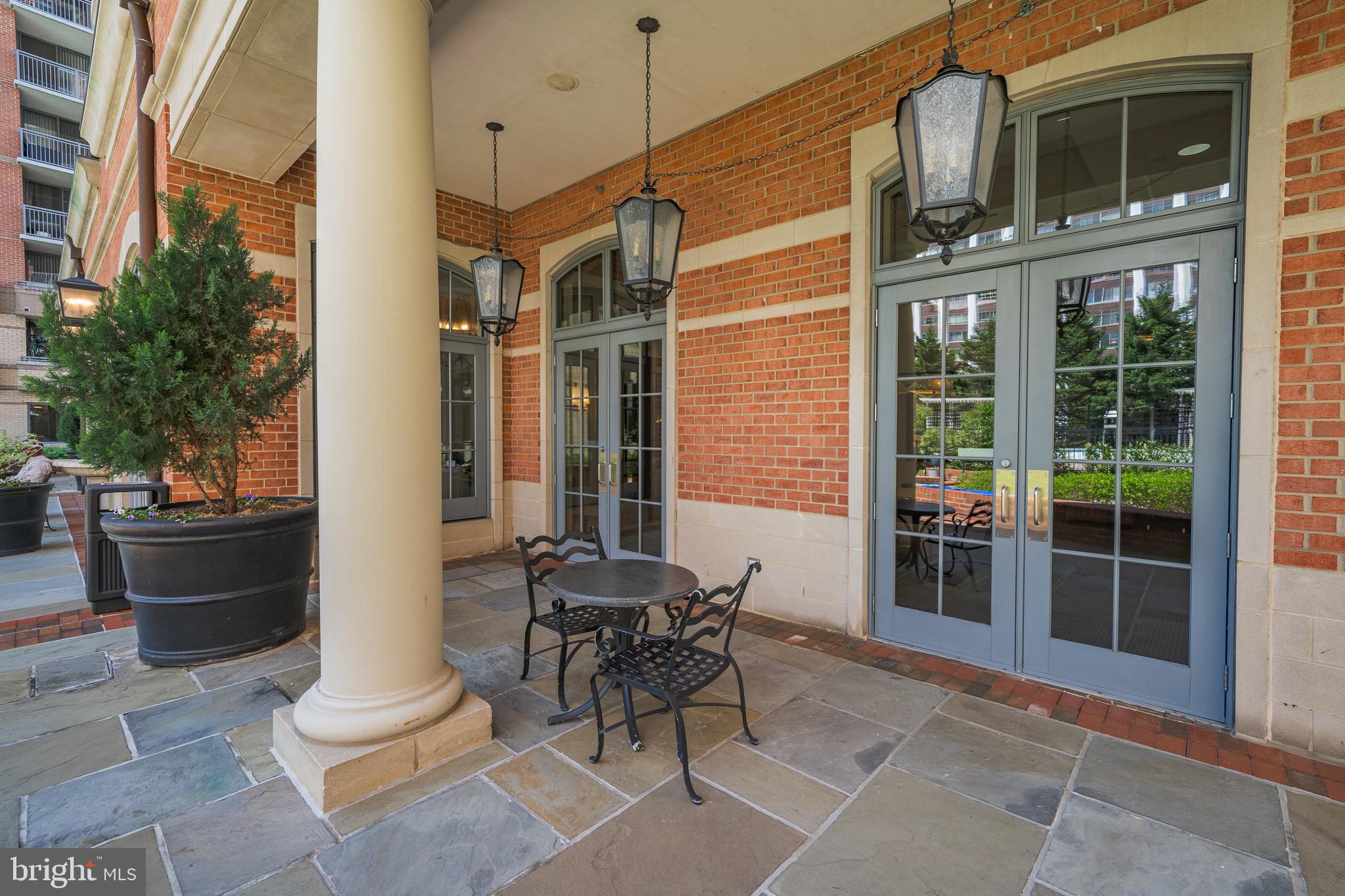 GALLERY AT WHITE FLINT - Residential Lease