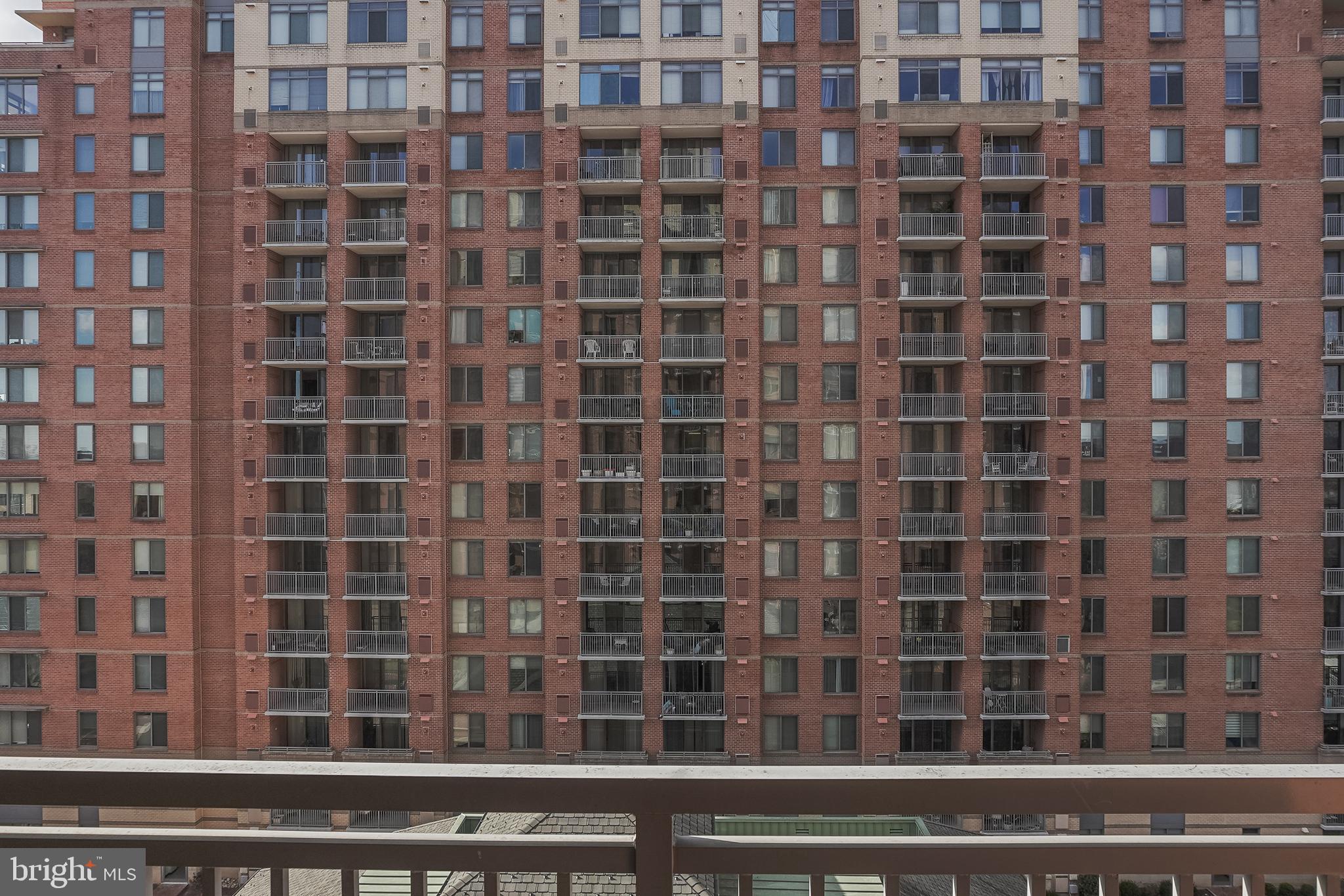 GALLERY AT WHITE FLINT - Residential Lease