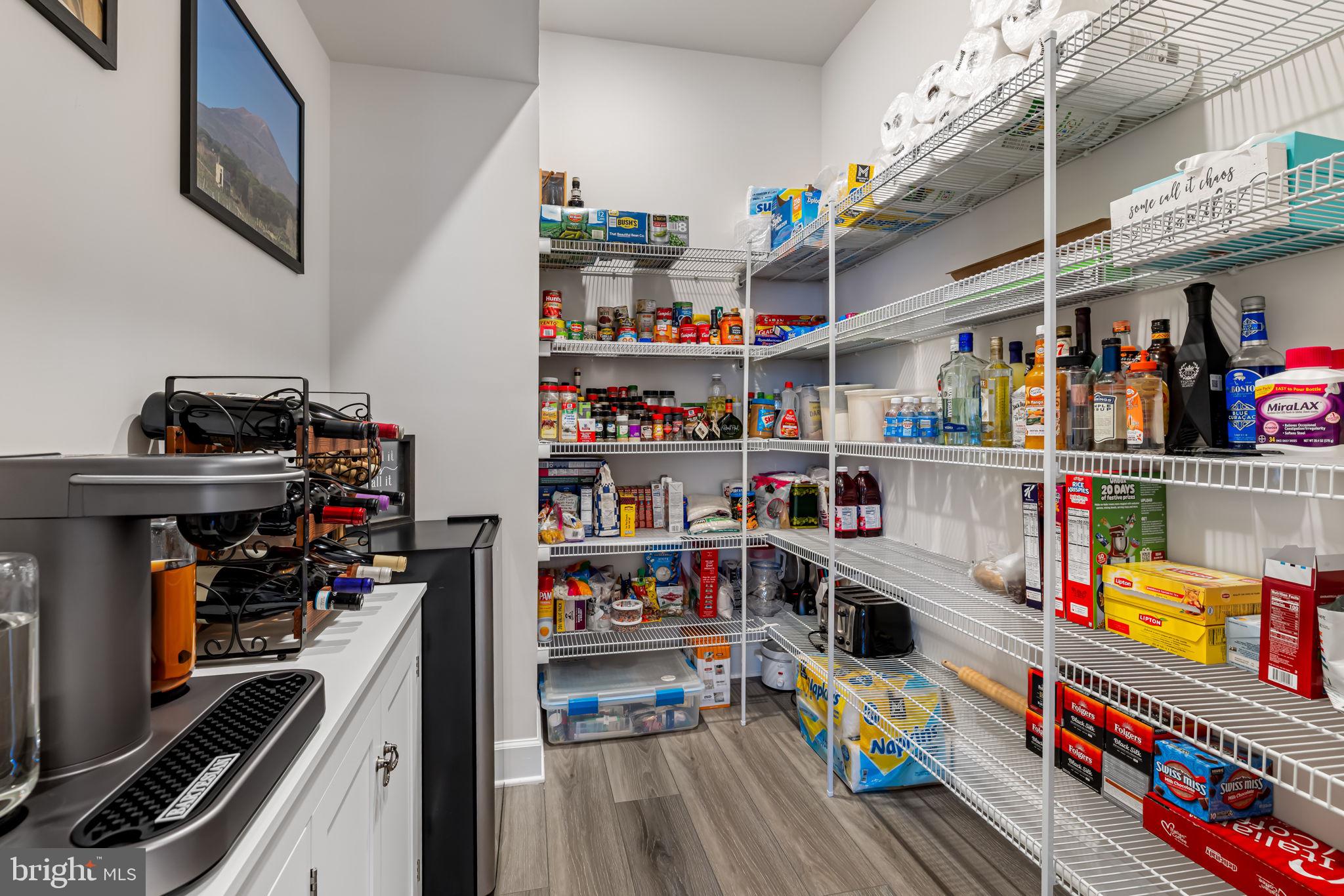 SOUTH LAKE - Residential