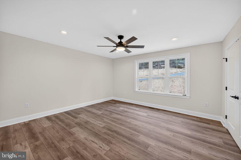 BLUE MOUNTAIN - Residential