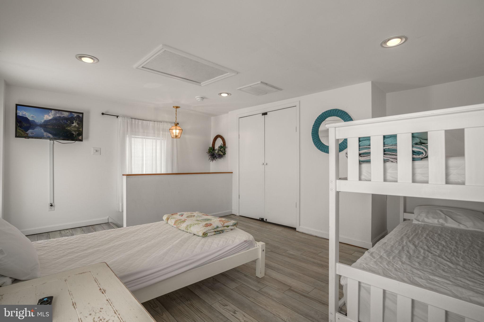 CHINCOTEAGUE - Residential