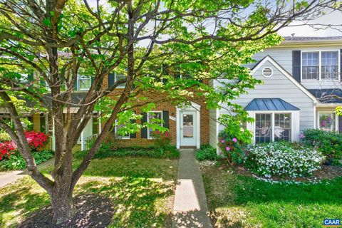 Photo of 1536 Minor Ridge Ct, CHARLOTTESVILLE, VA 22901 (MLS # 676643)