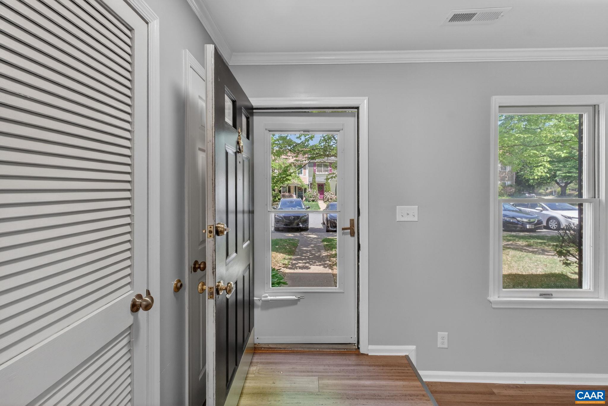 MINOR TOWNHOUSES - Residential