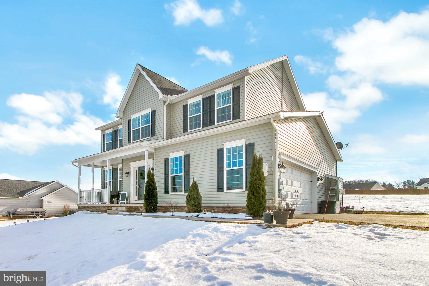 TALL GRASS MEADOWS - Residential