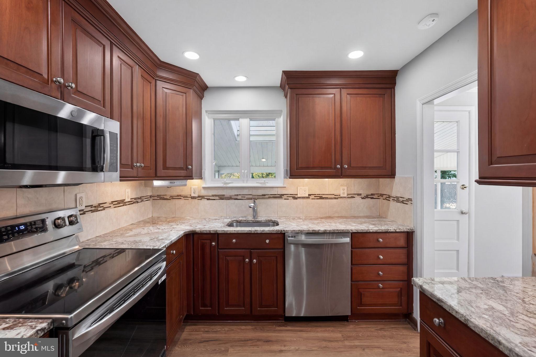 FLOURTOWN GARDENS - Residential