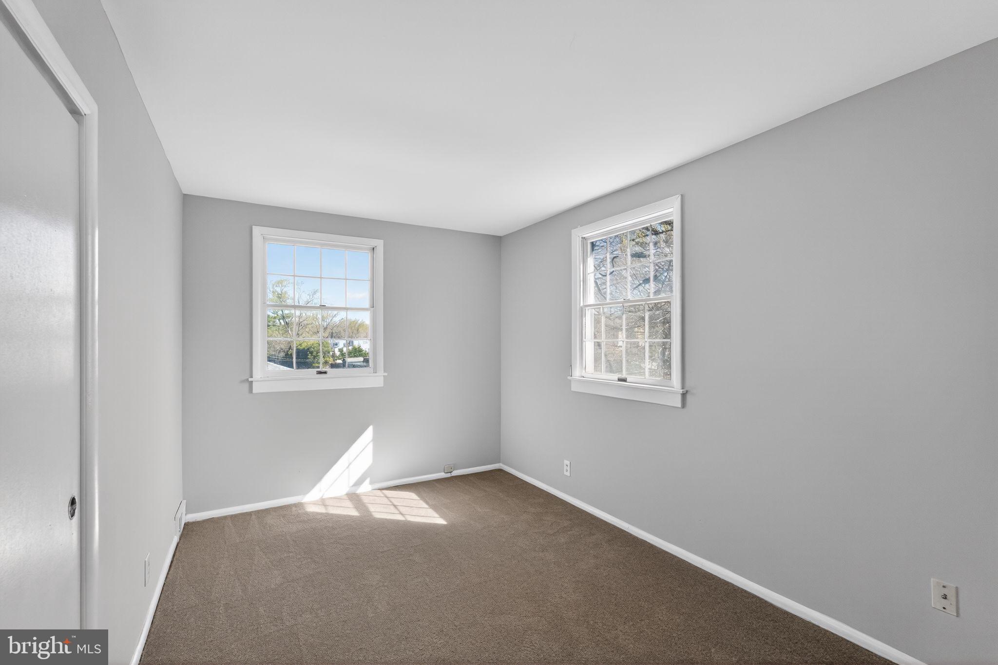 FLOURTOWN GARDENS - Residential