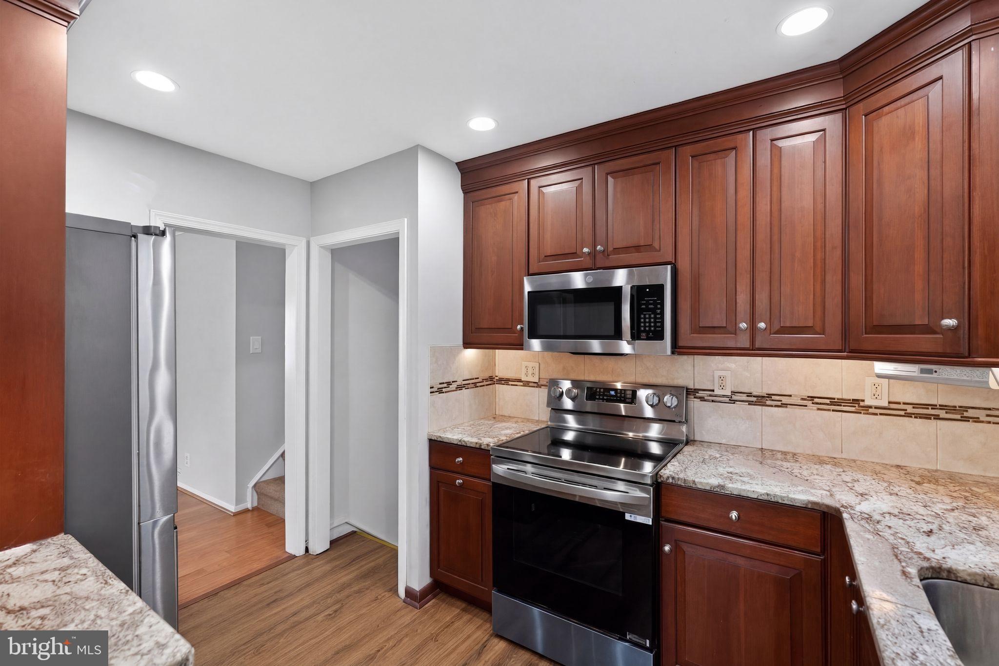 FLOURTOWN GARDENS - Residential