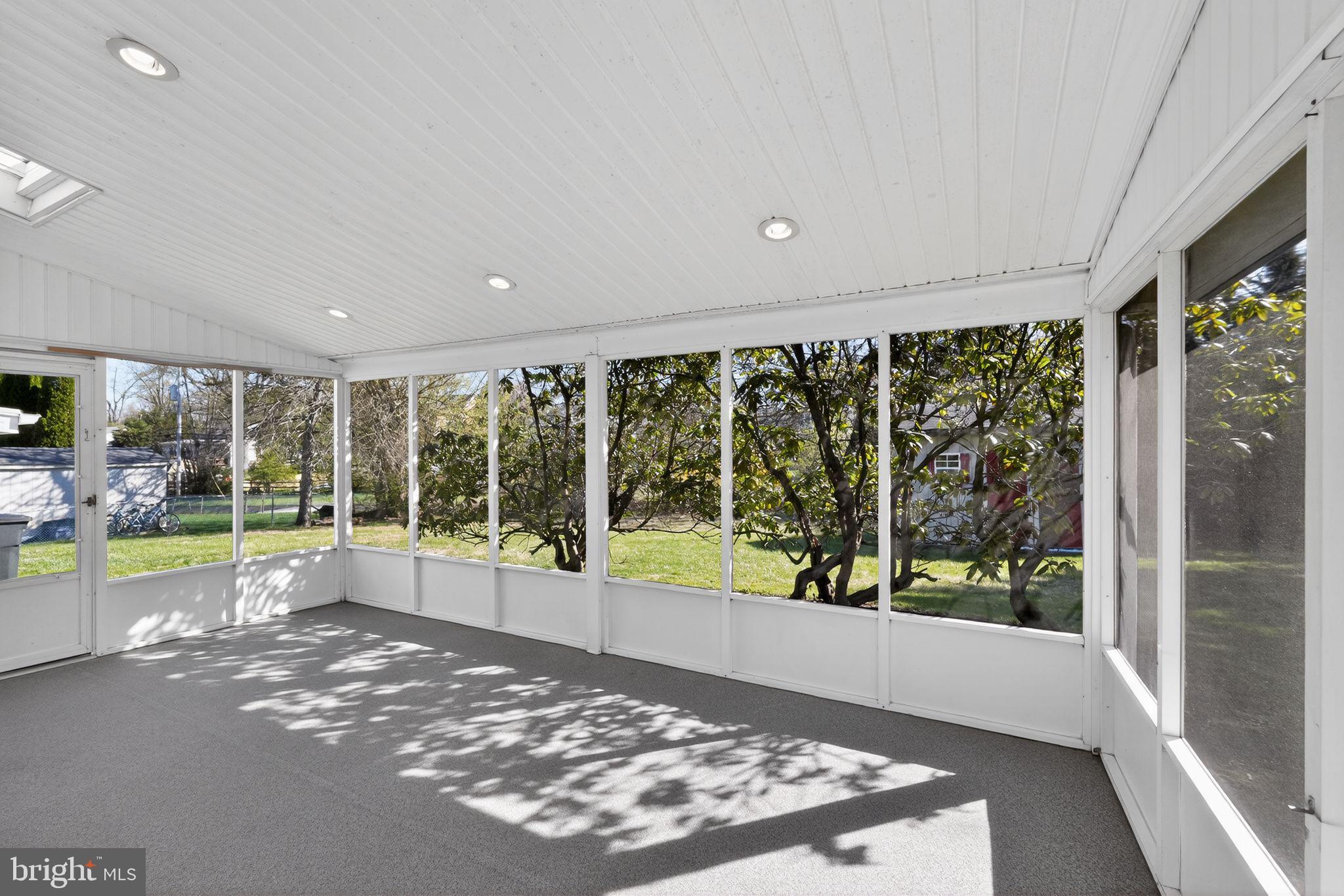 FLOURTOWN GARDENS - Residential