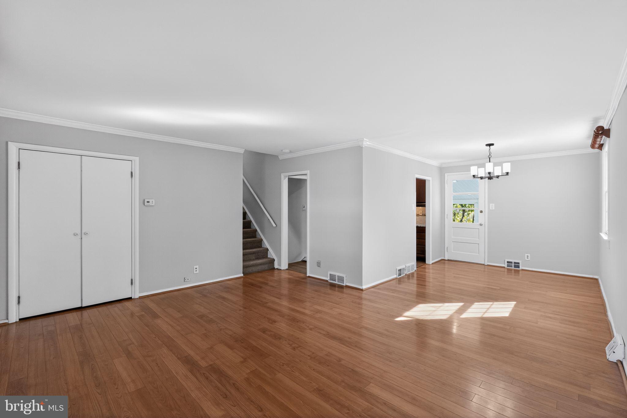 FLOURTOWN GARDENS - Residential