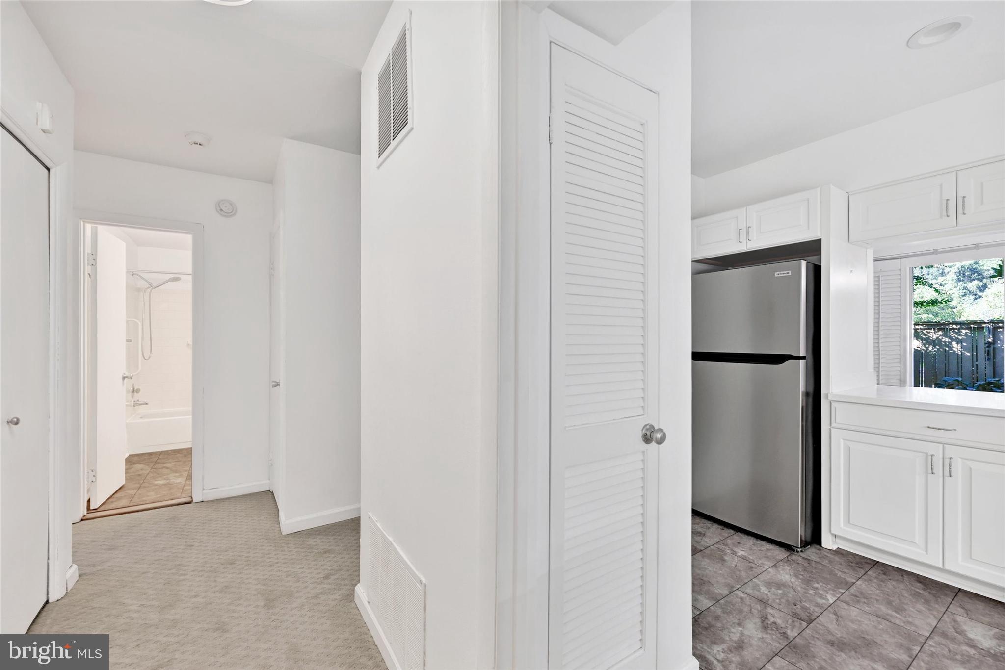 CROSS KEYS - Residential