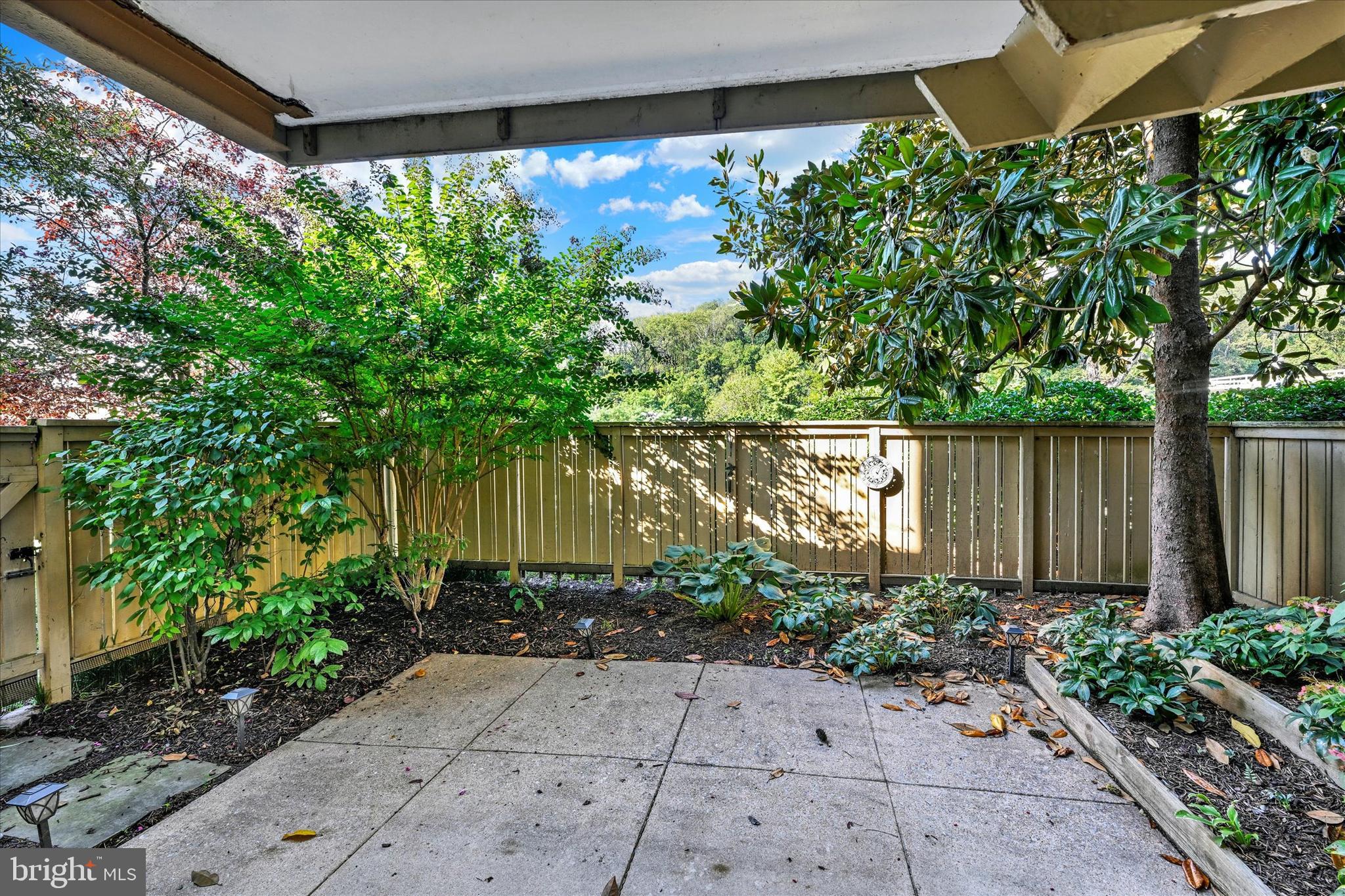 CROSS KEYS - Residential