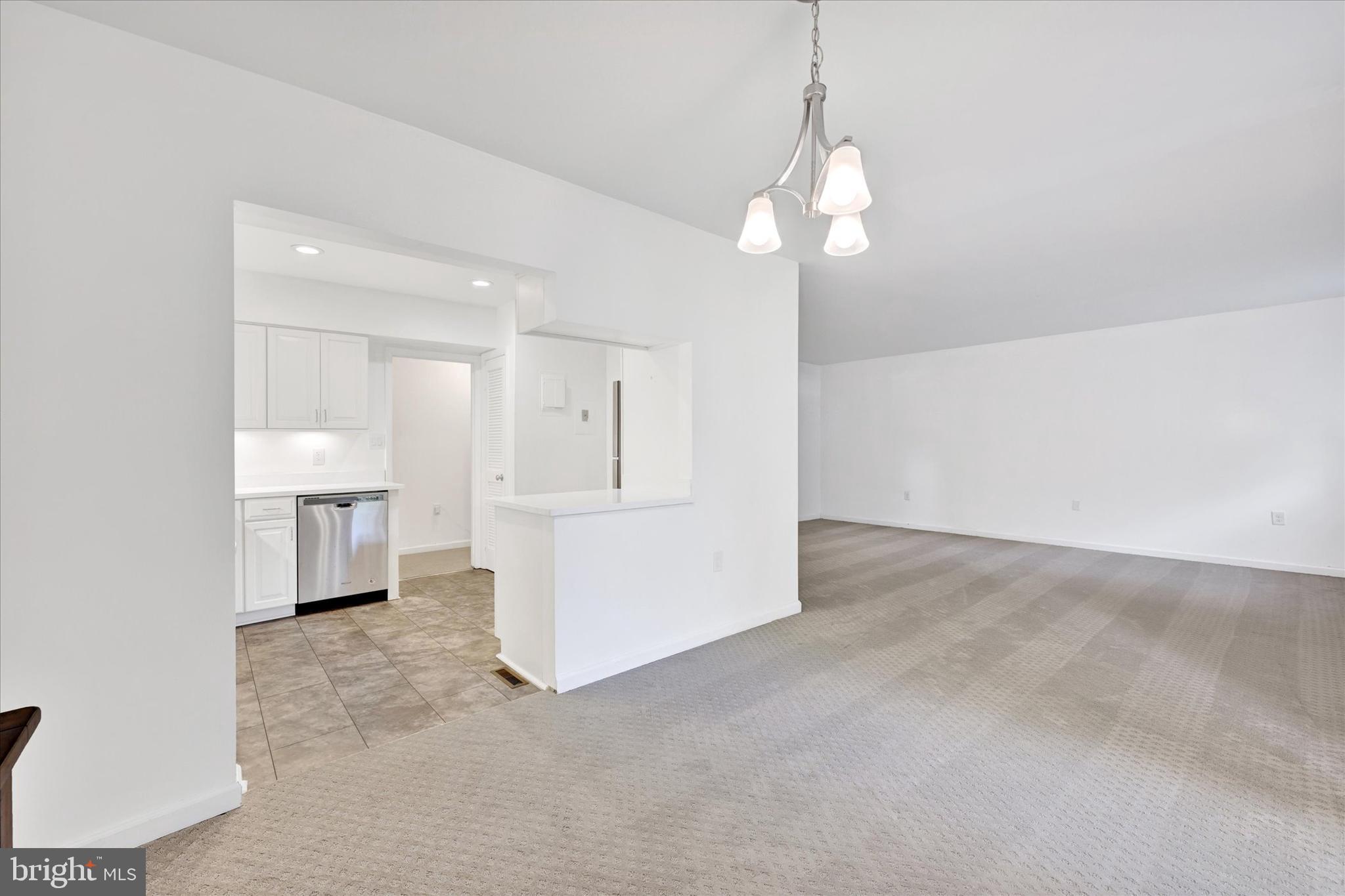 CROSS KEYS - Residential