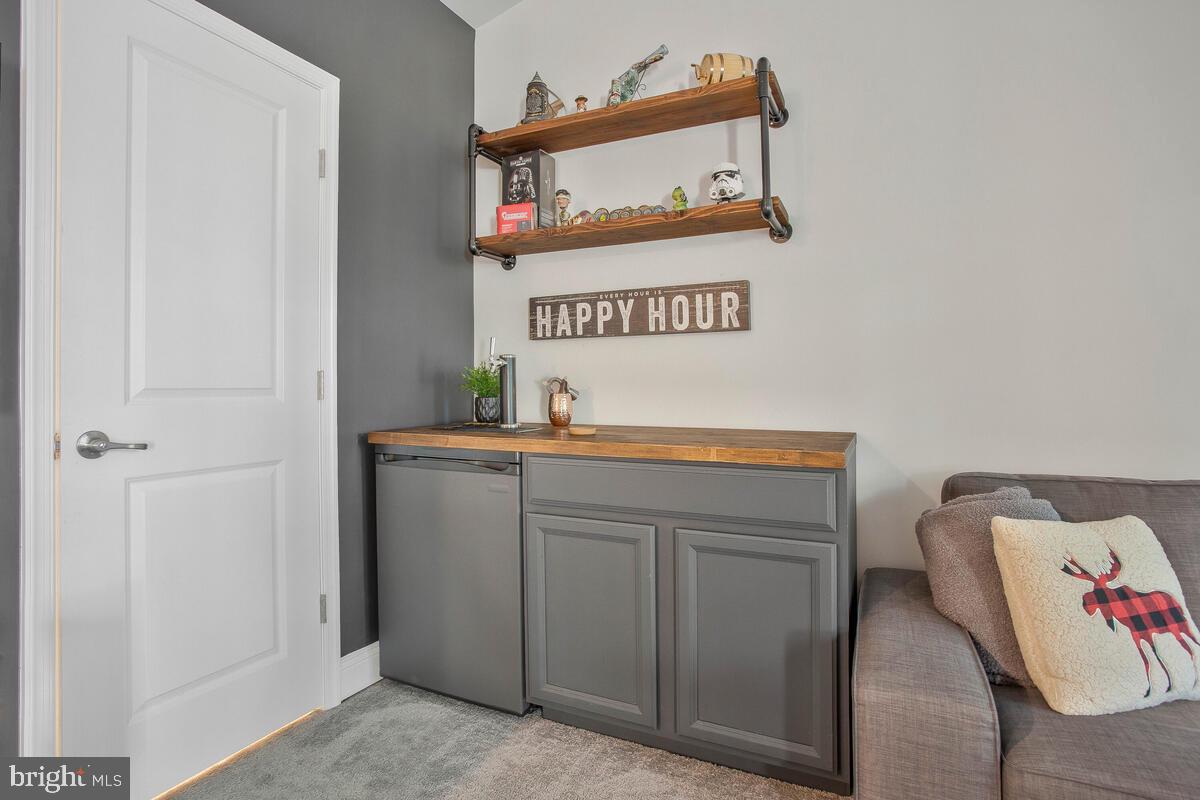 SUMMERFIELD VILLAGE - Residential