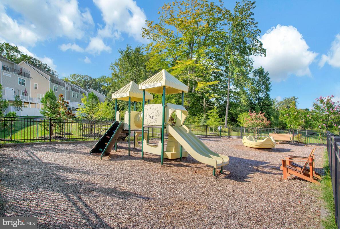 SUMMERFIELD VILLAGE - Residential