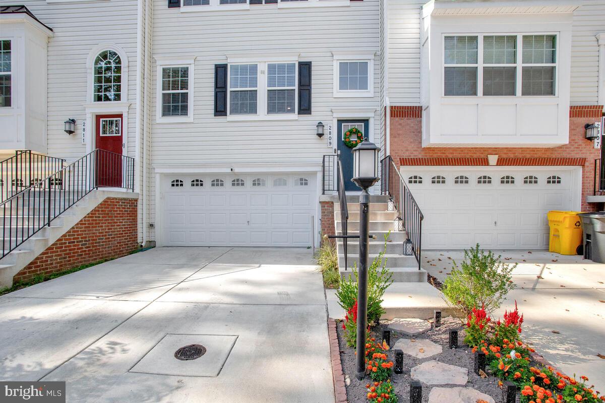 SUMMERFIELD VILLAGE - Residential