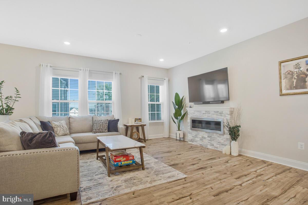 SUMMERFIELD VILLAGE - Residential