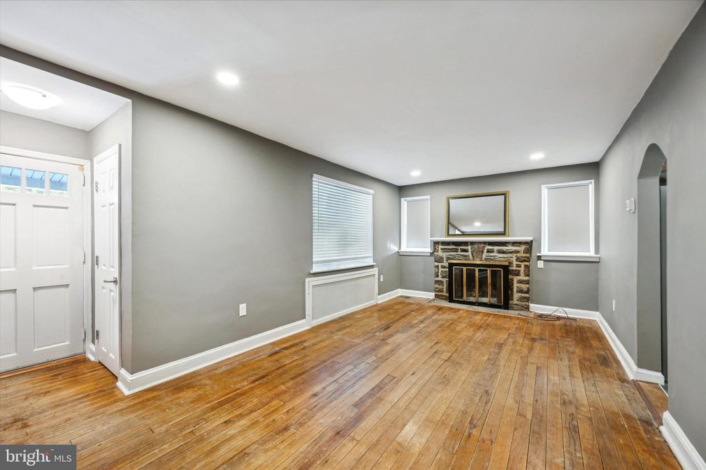 Photo of 703 N Providence Road, MEDIA, PA 19063 (MLS # PADE2107306)