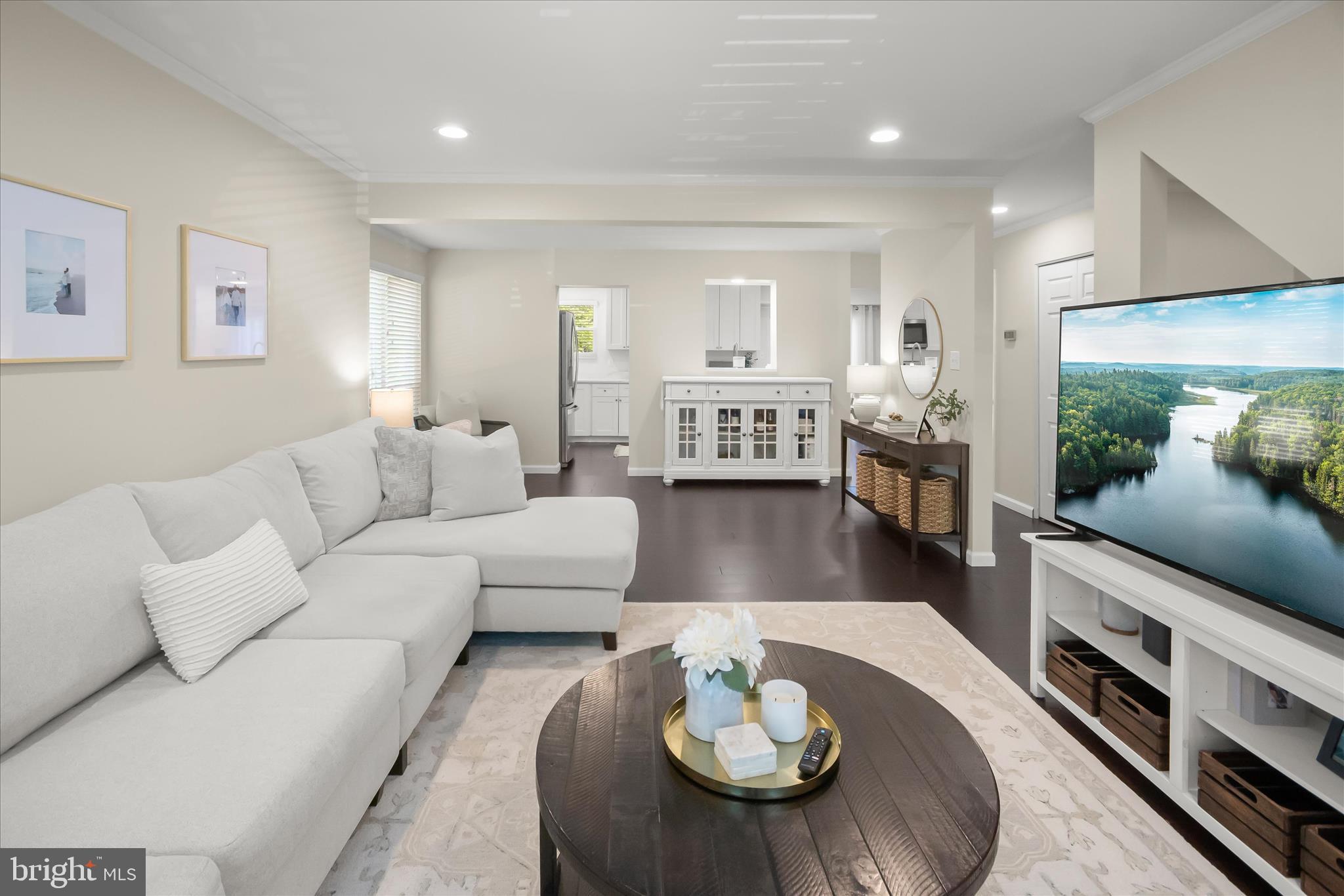 WOODLAND PARK - Residential