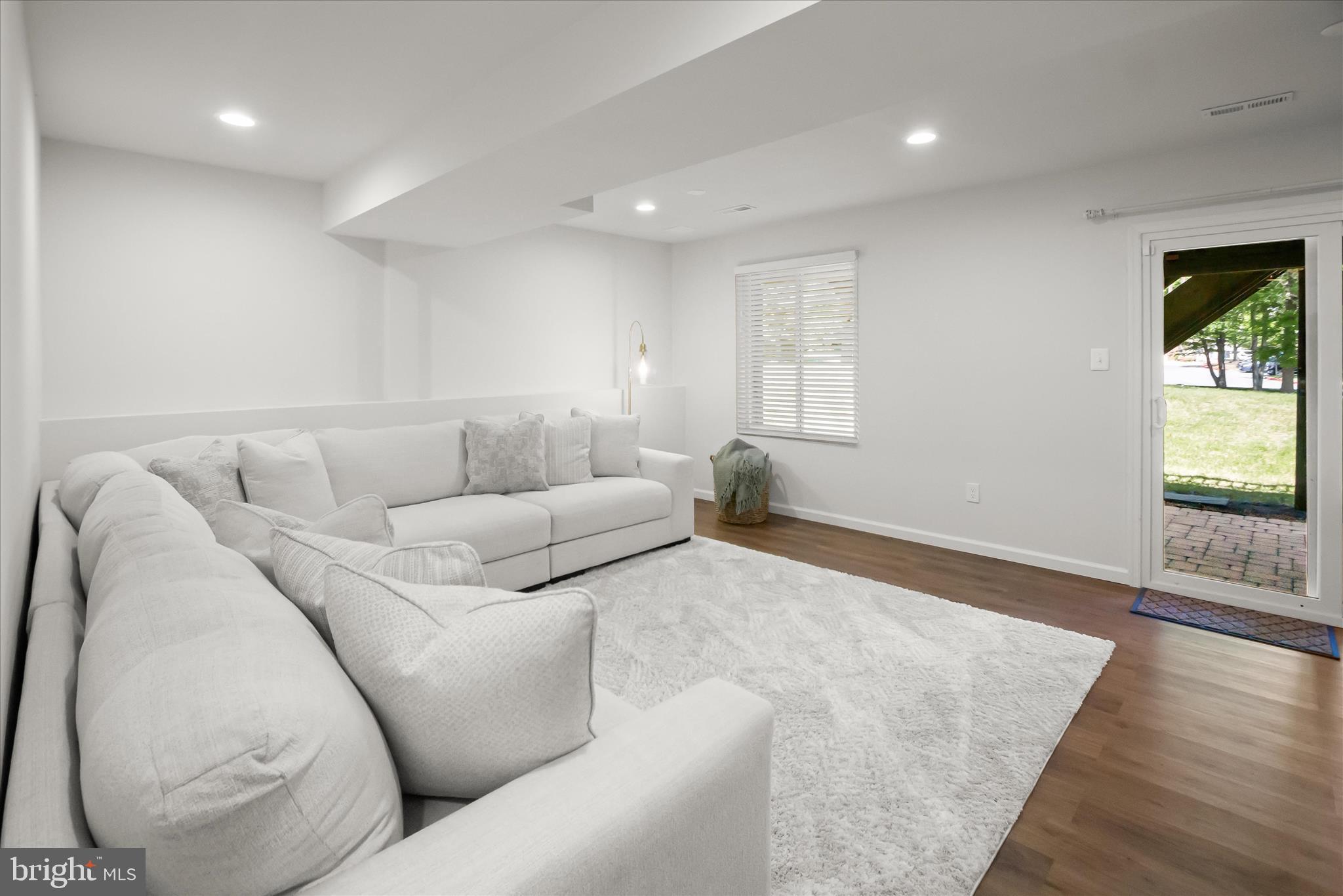 WOODLAND PARK - Residential