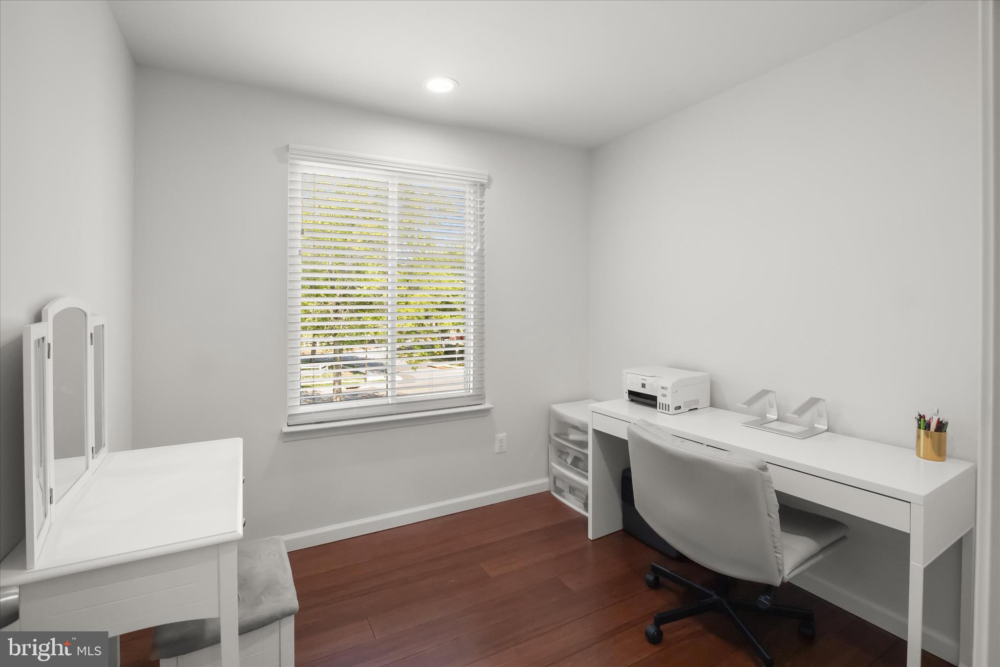 WOODLAND PARK - Residential