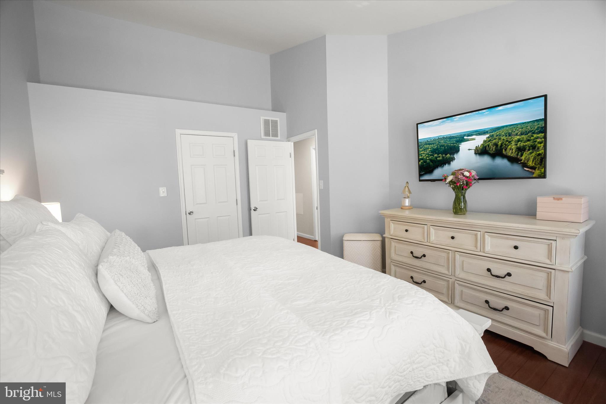 WOODLAND PARK - Residential
