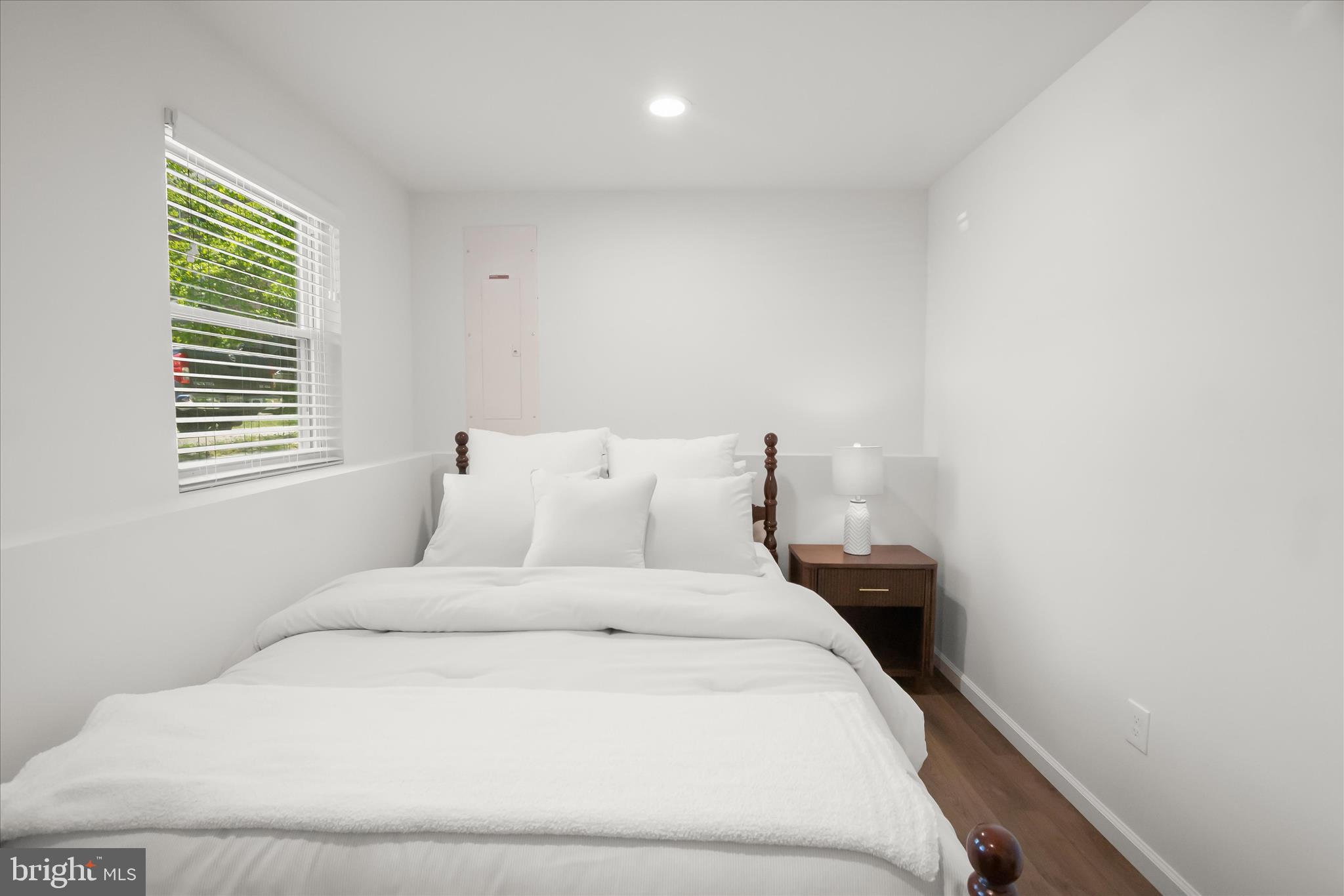 WOODLAND PARK - Residential