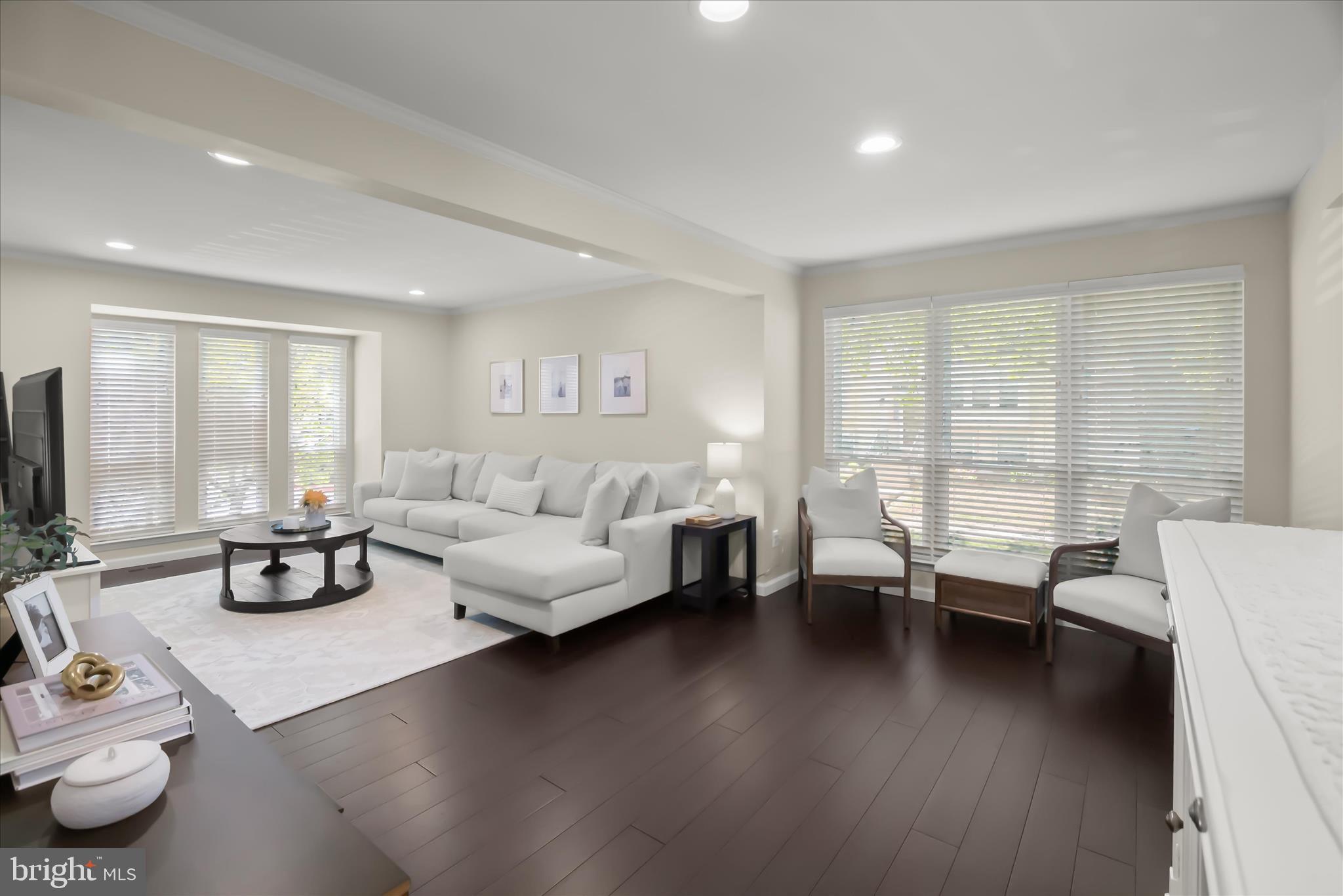 WOODLAND PARK - Residential