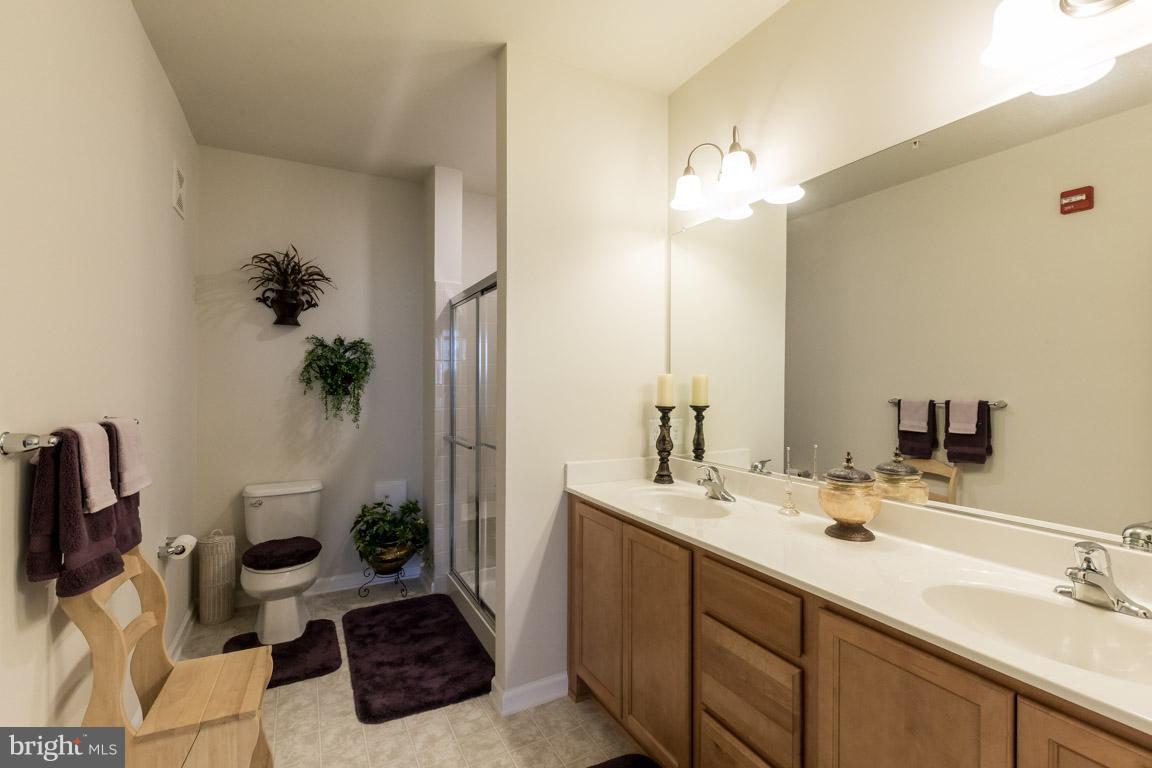 POTOMAC GREEN CONDOMINIUM - Residential Lease