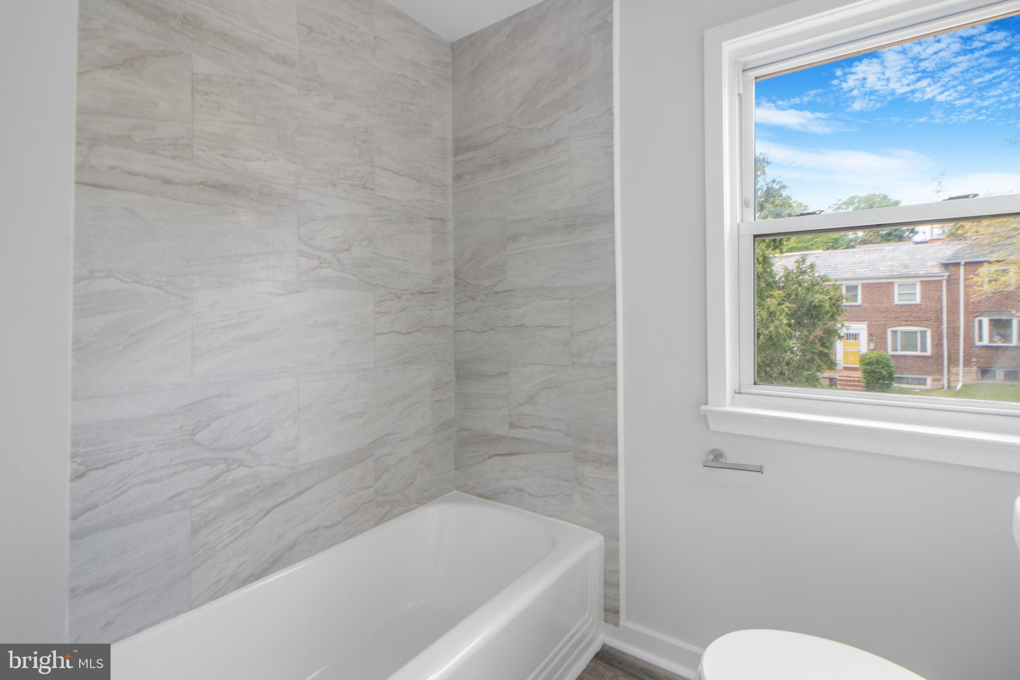BURLEITH - LEIGHTON - Residential