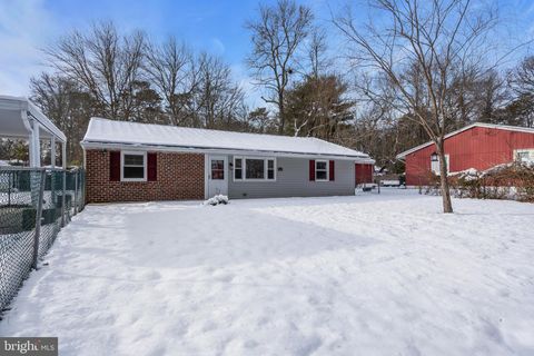 Photo of 146 Arch Street, BROWNS MILLS, NJ 08015 (MLS # NJBL2102816)