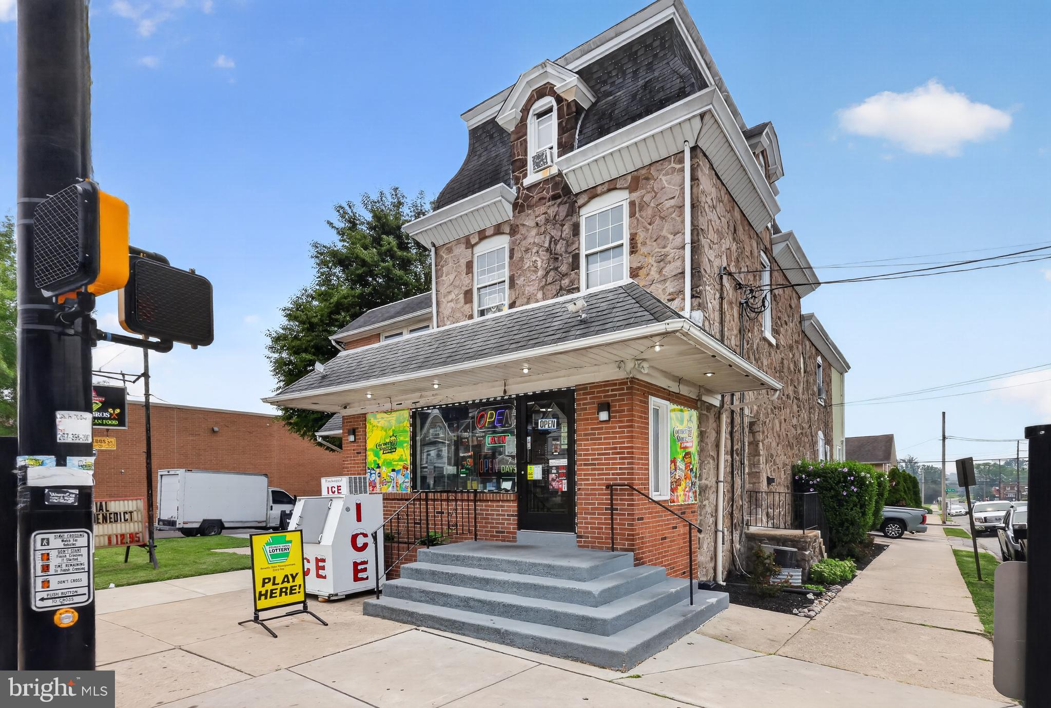 1132 W MAIN STREET