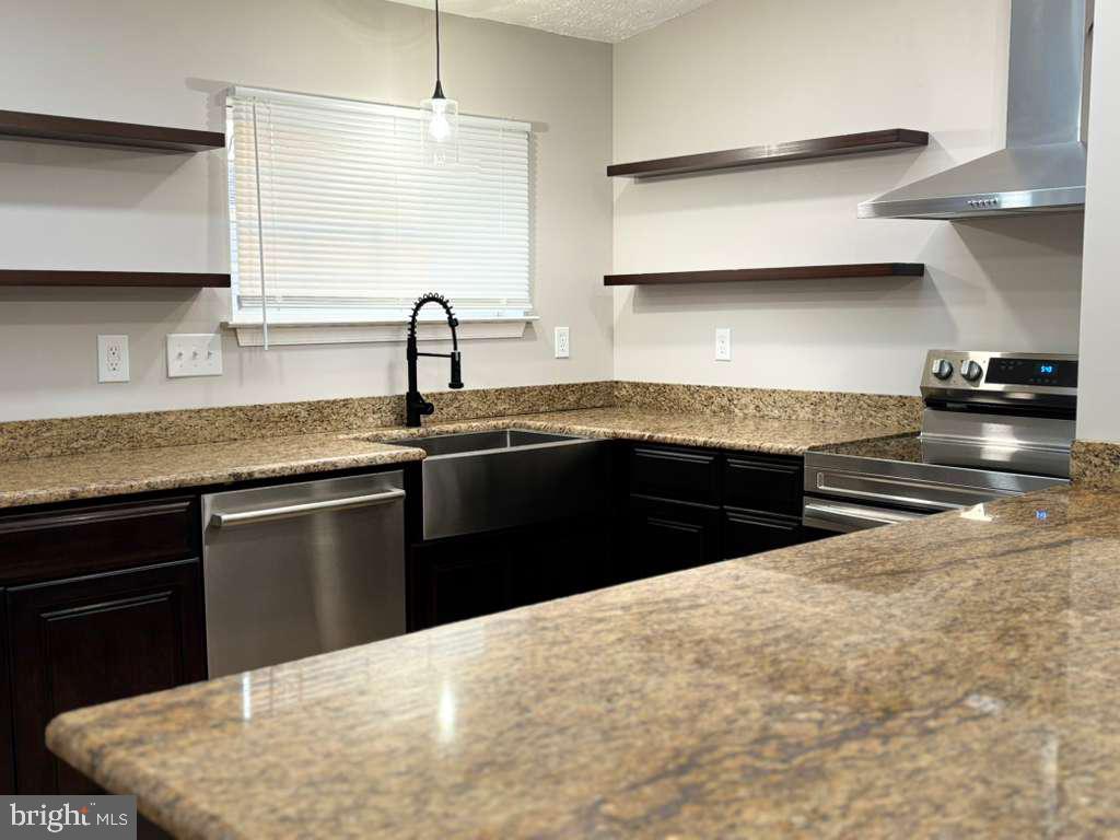 182 HUMPSMAN DRIVE 149