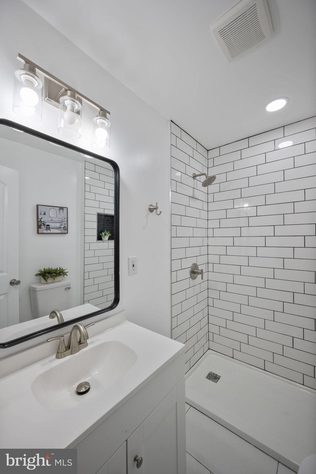 GREEKTOWN - Residential