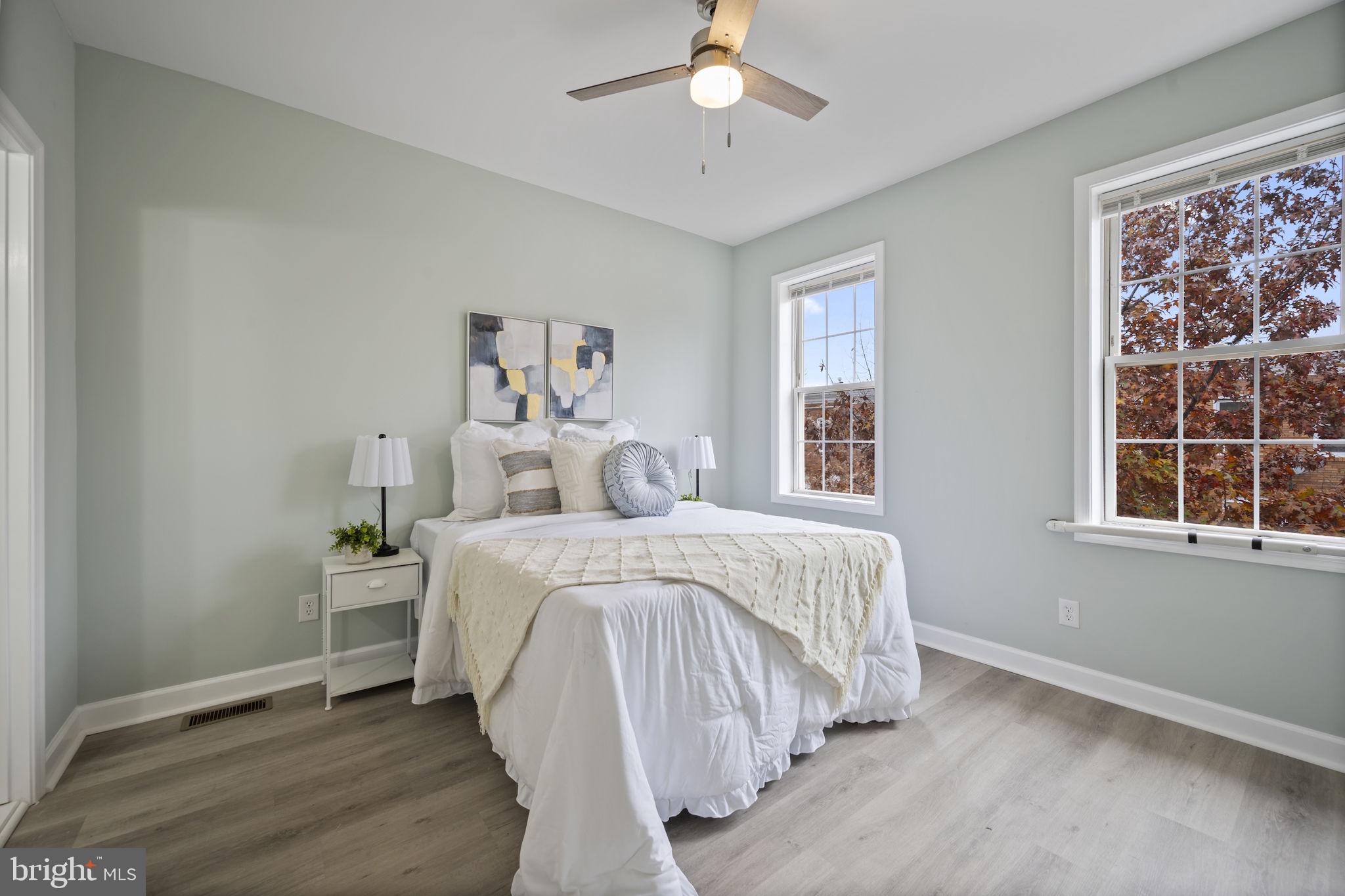 GREEKTOWN - Residential