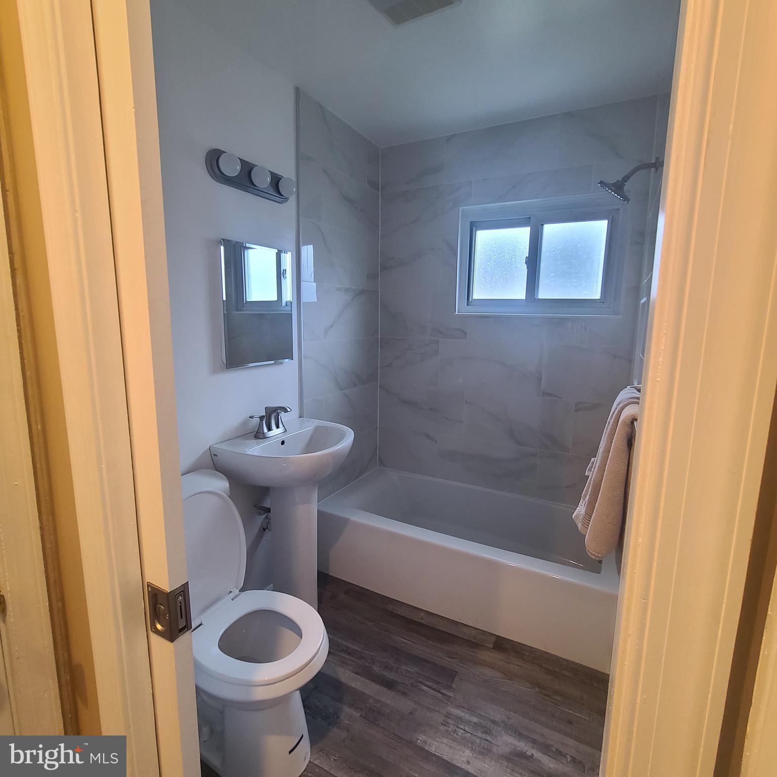 FOREST HEIGHTS - Residential