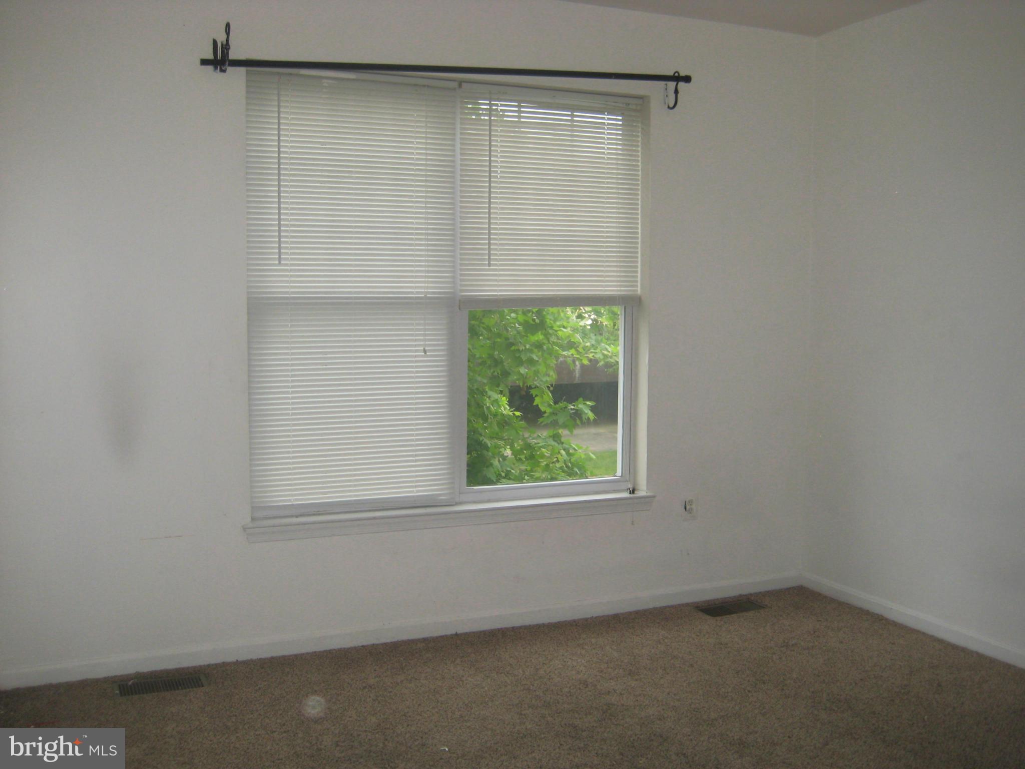 FAIRFAX RIDGE - Residential Lease