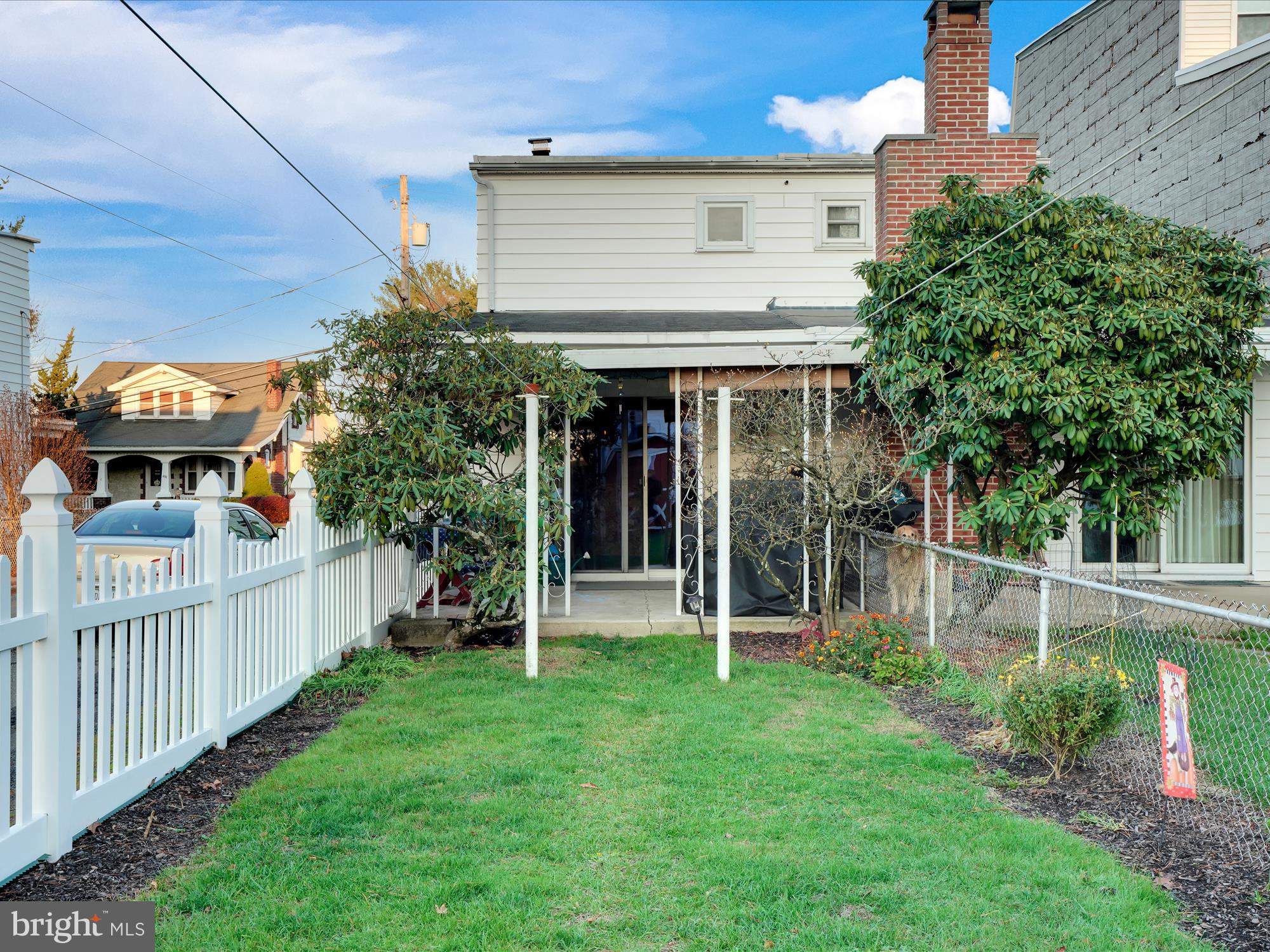 POTTSVILLE - Residential