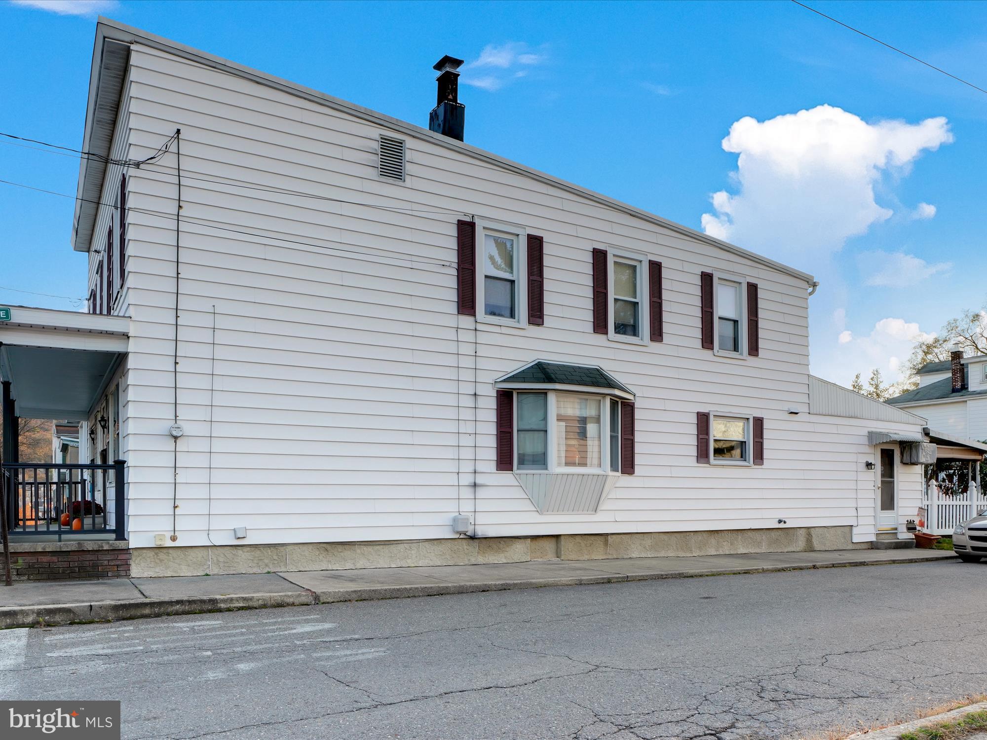 POTTSVILLE - Residential