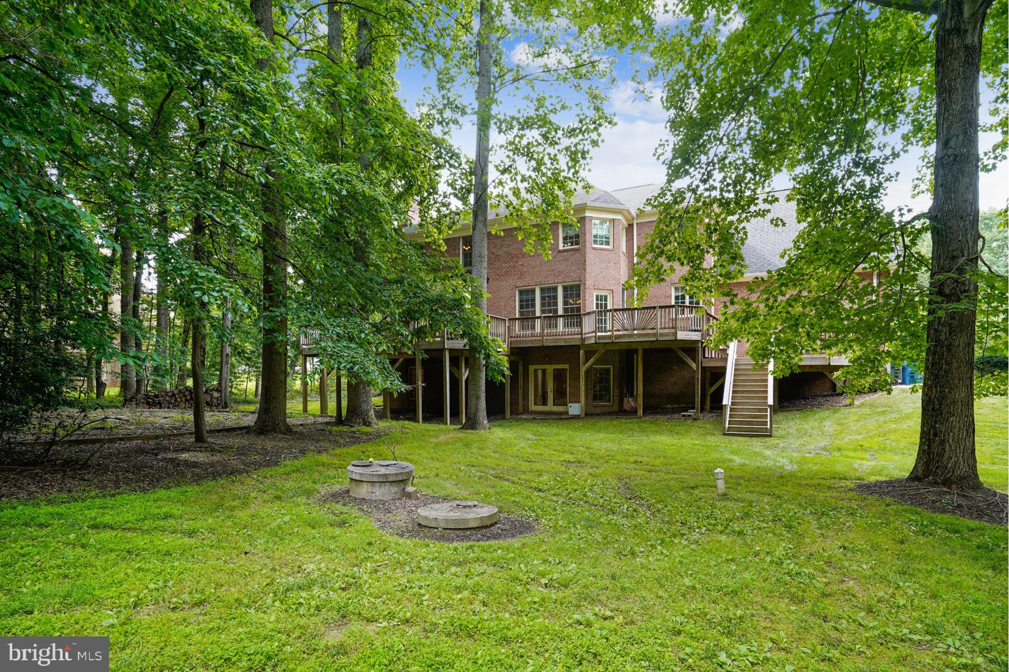 SHADETREE ESTATES - Residential