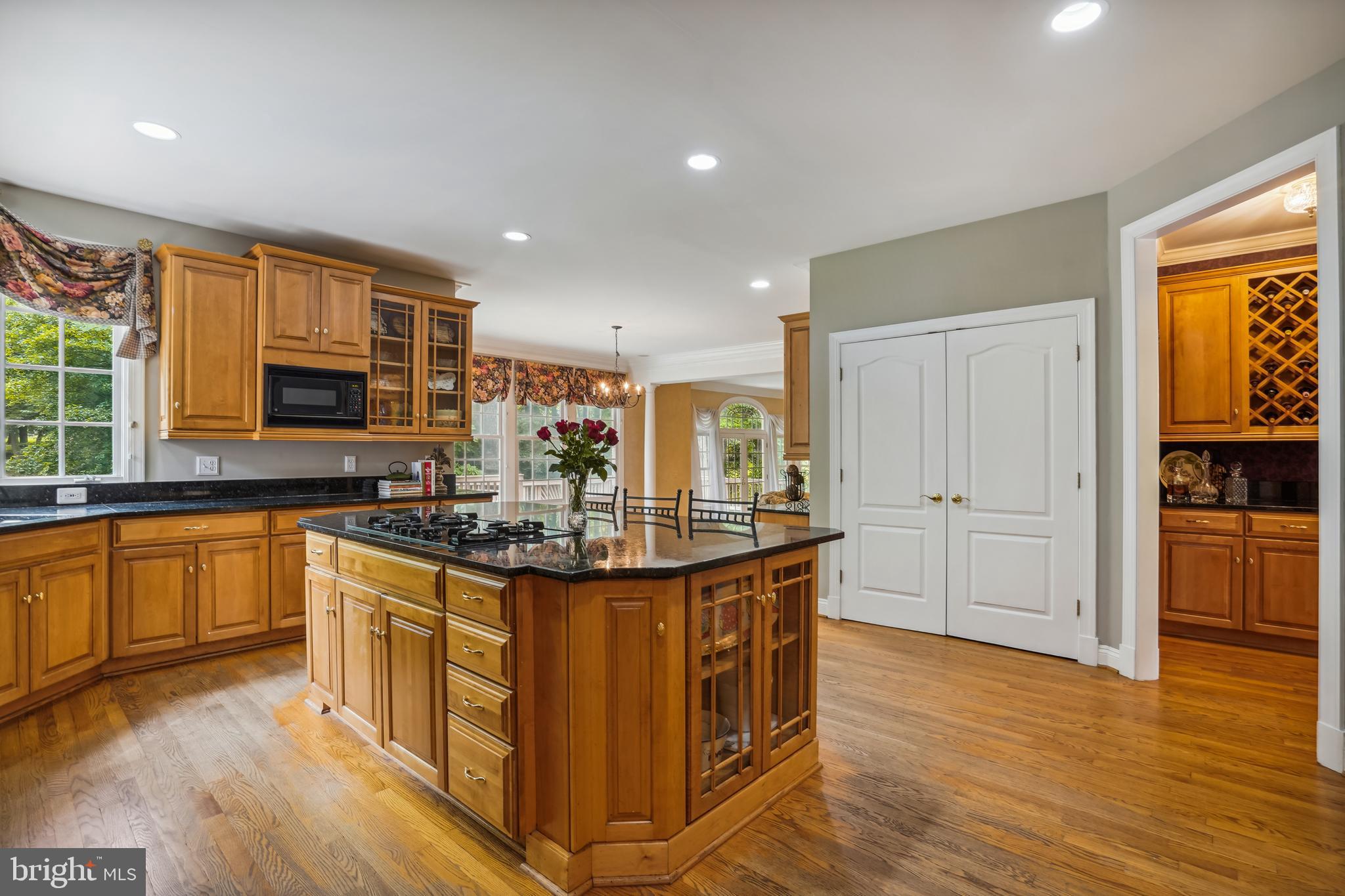 SHADETREE ESTATES - Residential