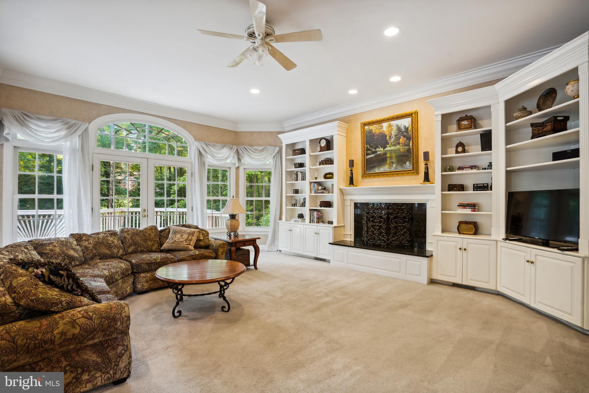 SHADETREE ESTATES - Residential