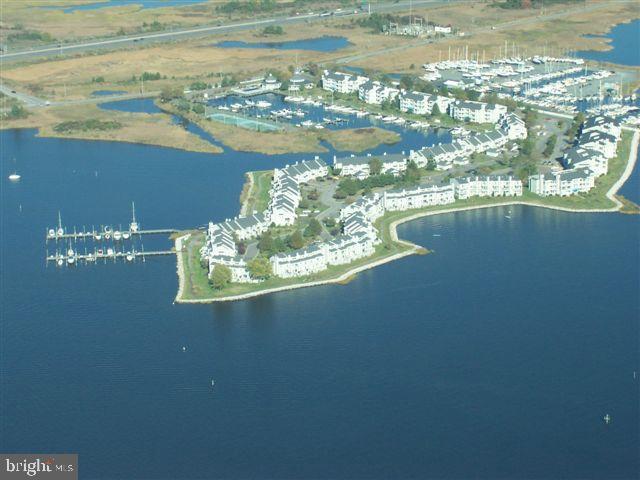 OYSTER COVE - Residential