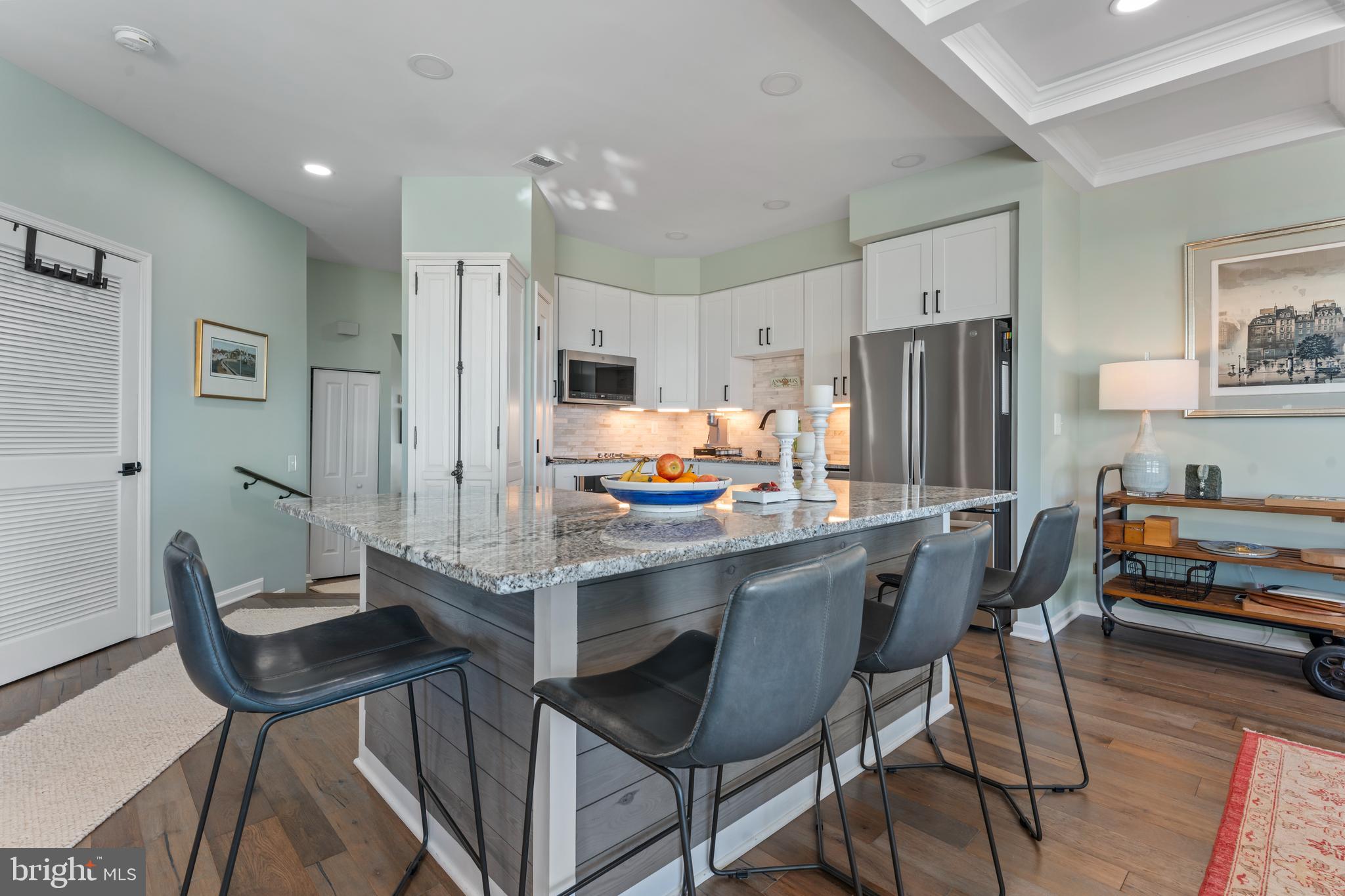 OYSTER COVE - Residential